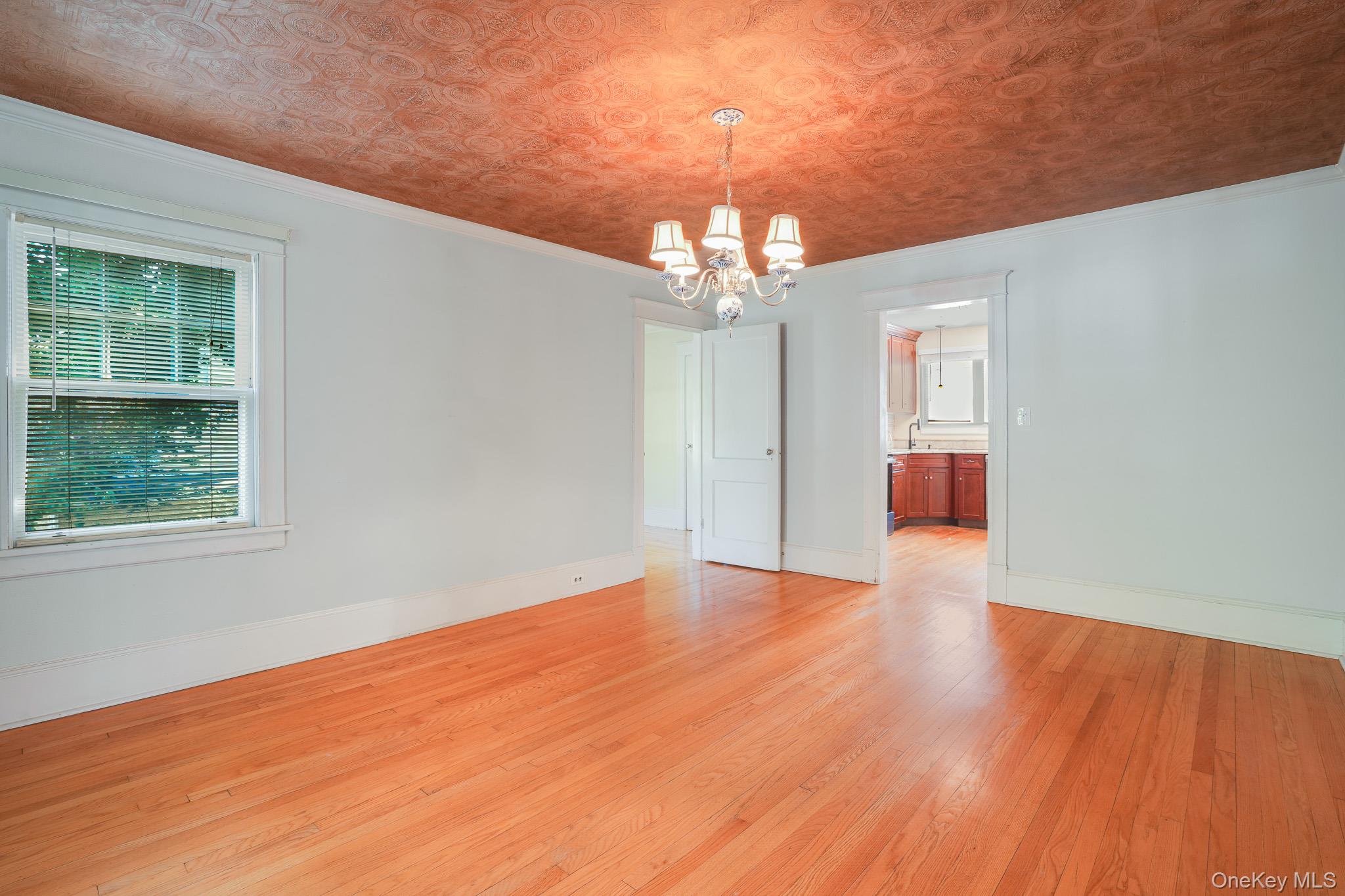 170 Hooker Avenue Property Photo 9