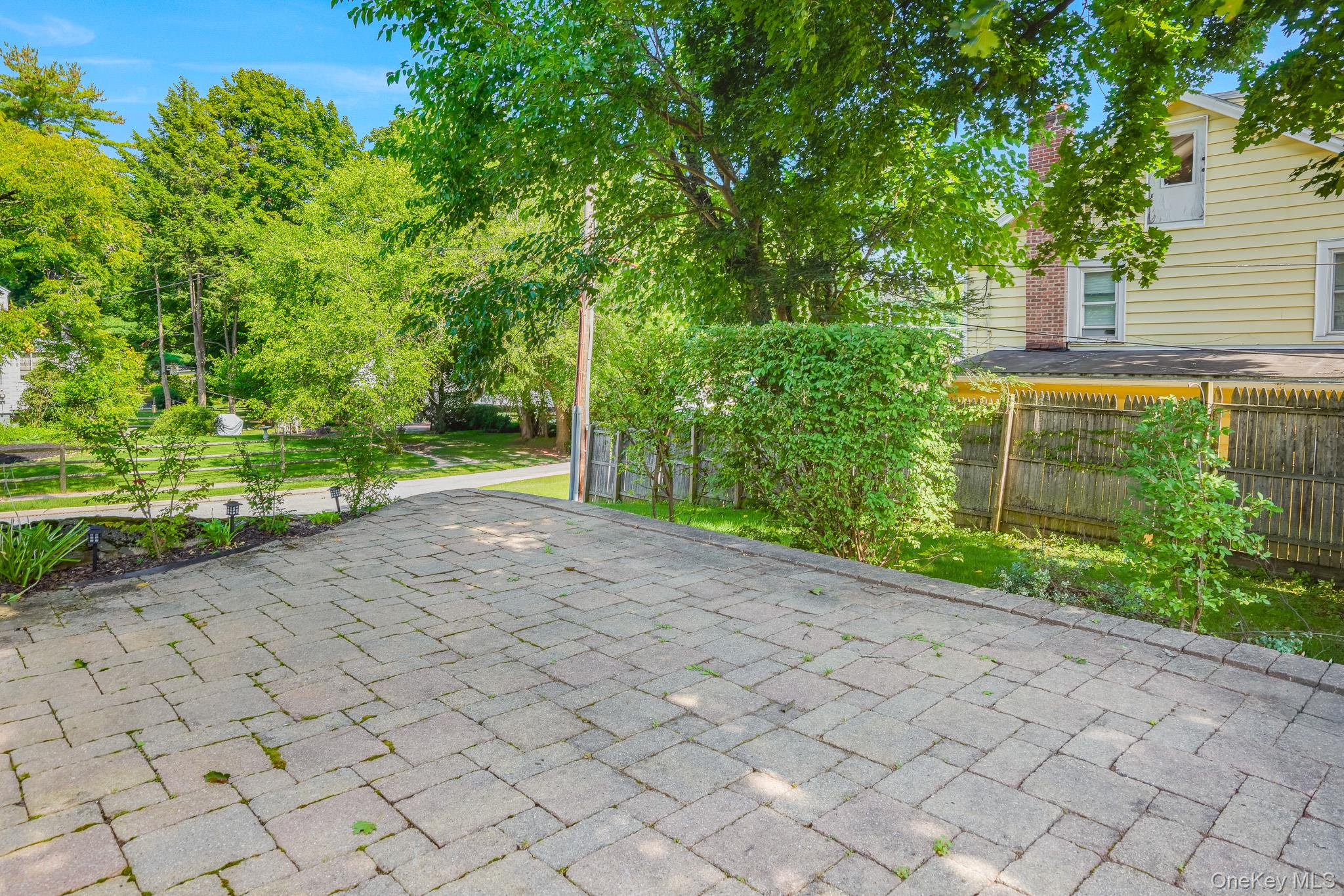 170 Hooker Avenue Property Photo 29