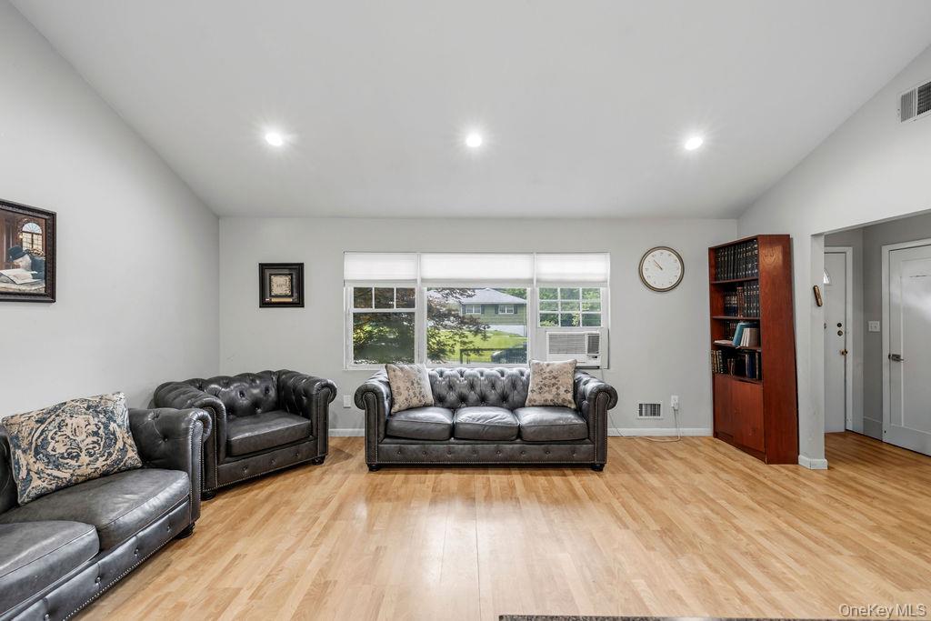 19 Glenbrook Road Property Photo 9