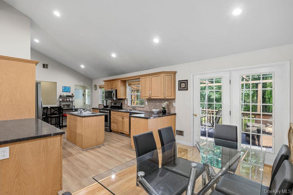 19 Glenbrook Road Property Photo 11