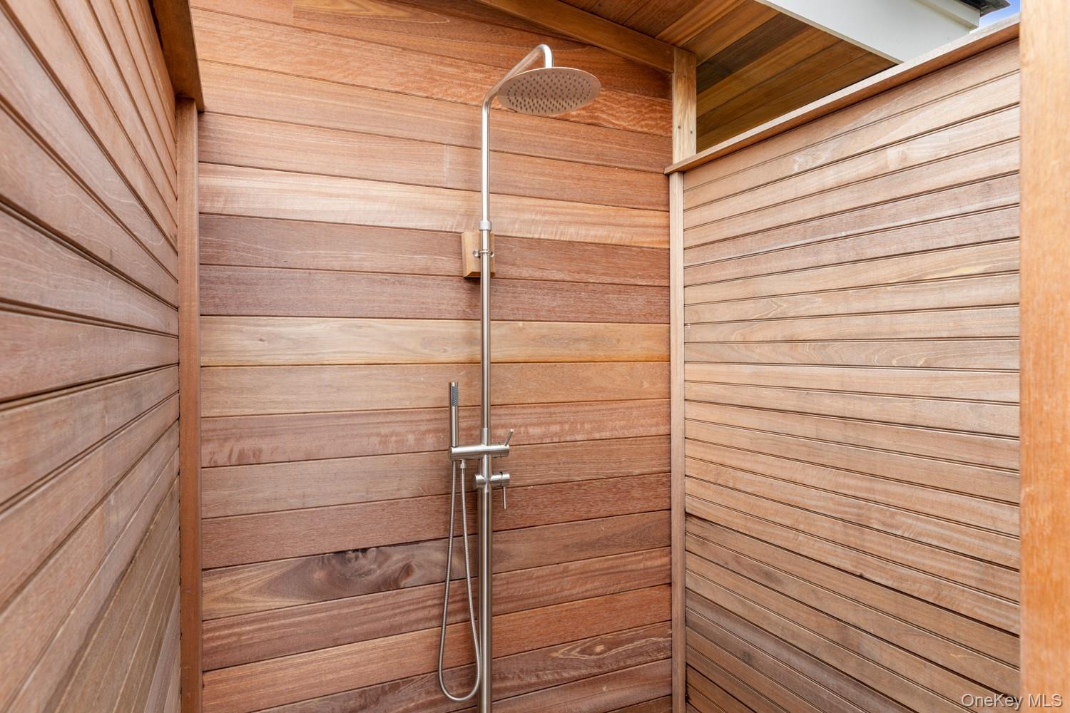 65 Island Walk Property Photo 18