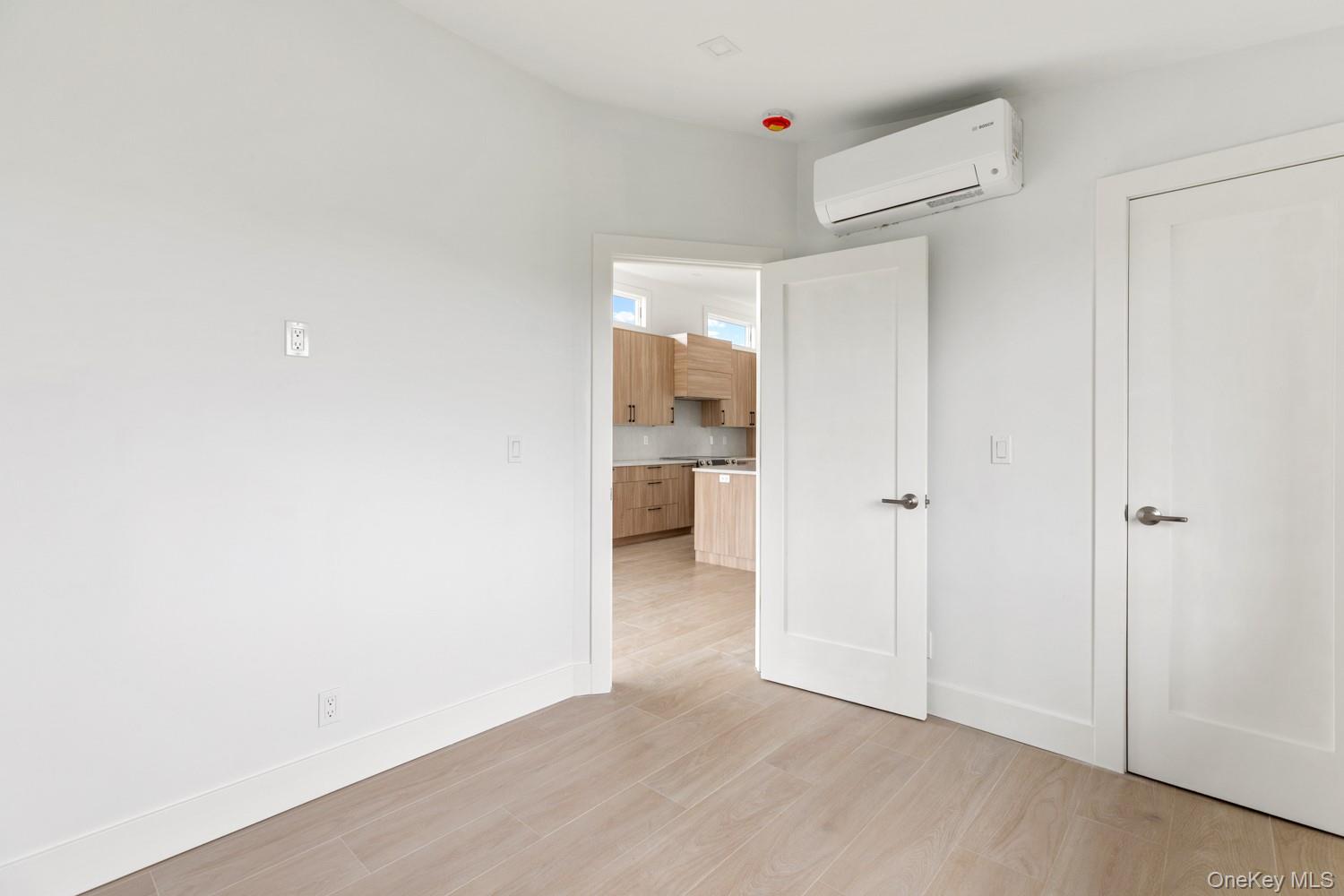 65 Island Walk Property Photo 35
