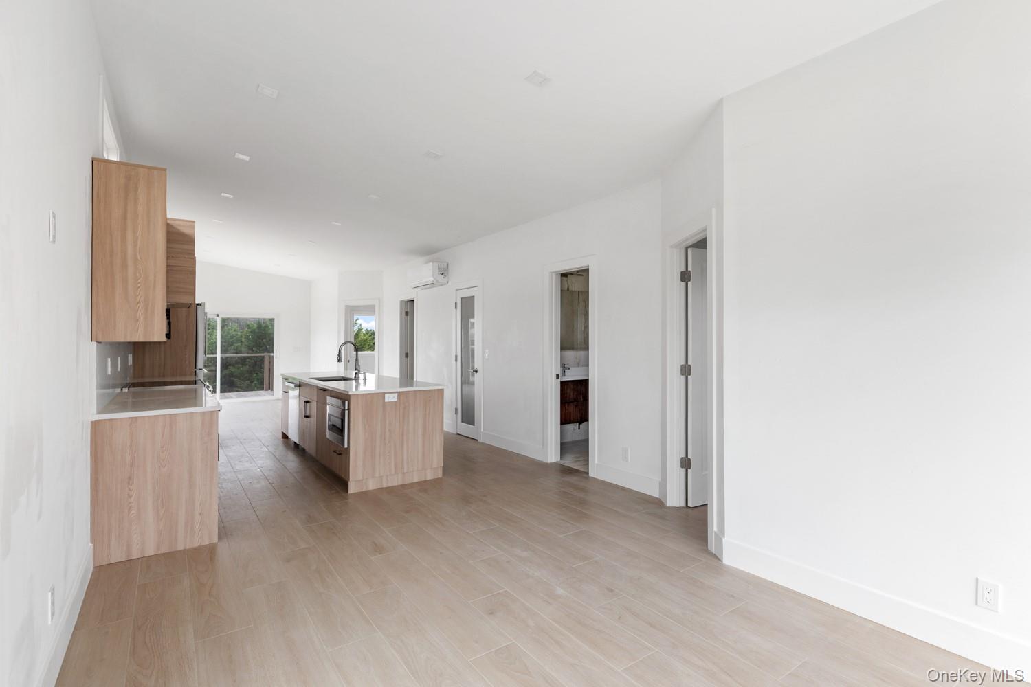 65 Island Walk Property Photo 39