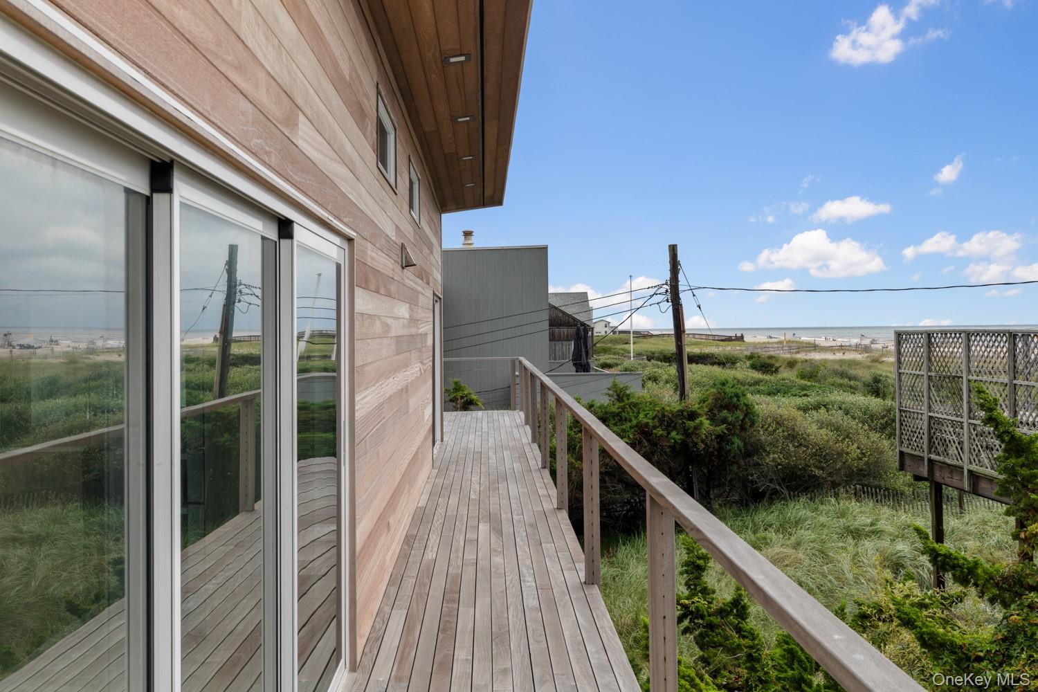 65 Island Walk Property Photo 48
