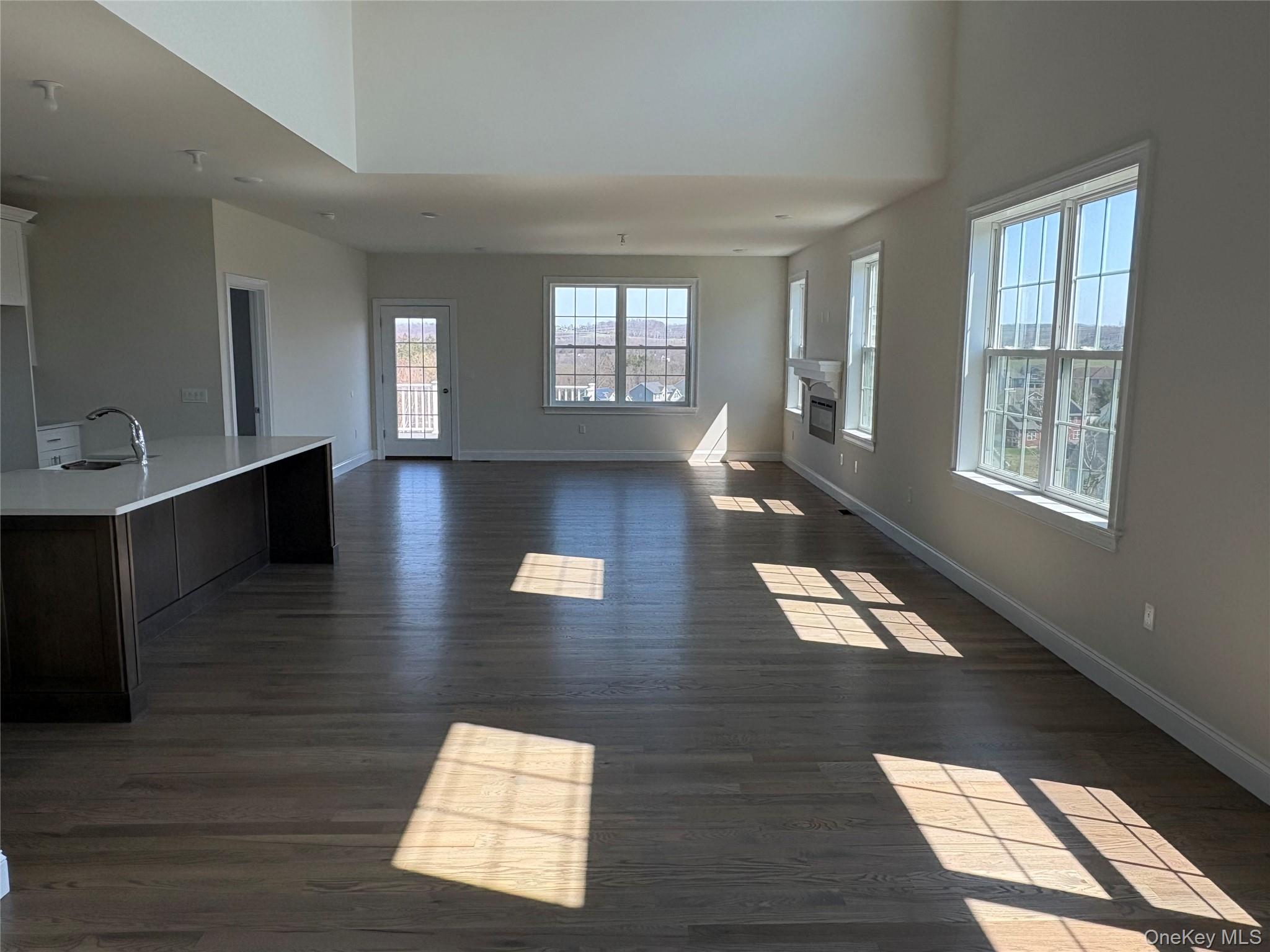 38 Dartmouth Drive Property Photo 5