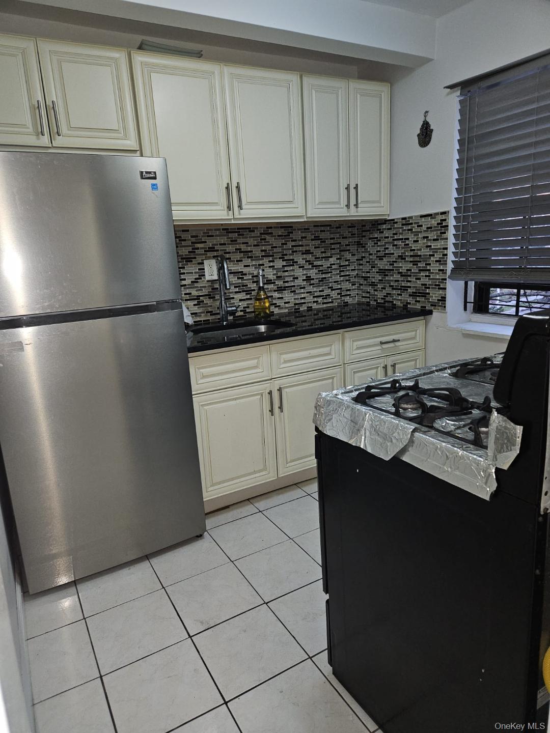 144-17 79 Avenue 2d Property Photo 3