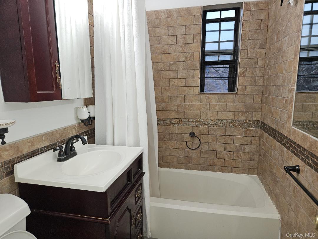 144-17 79 Avenue 2d Property Photo 7