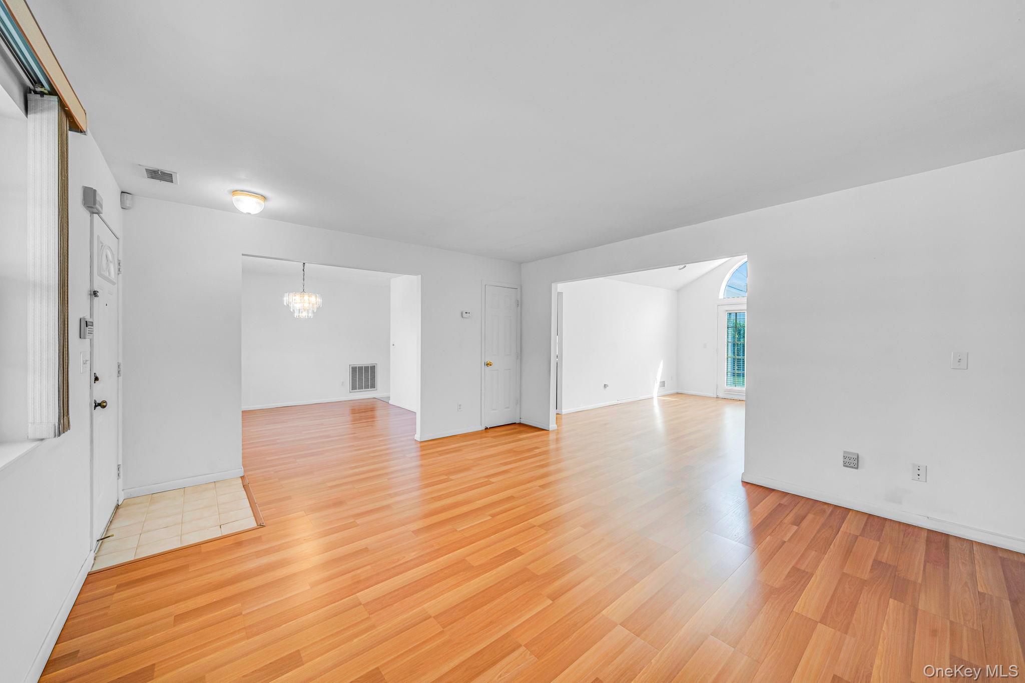 18 Kathleen Drive Property Photo 5