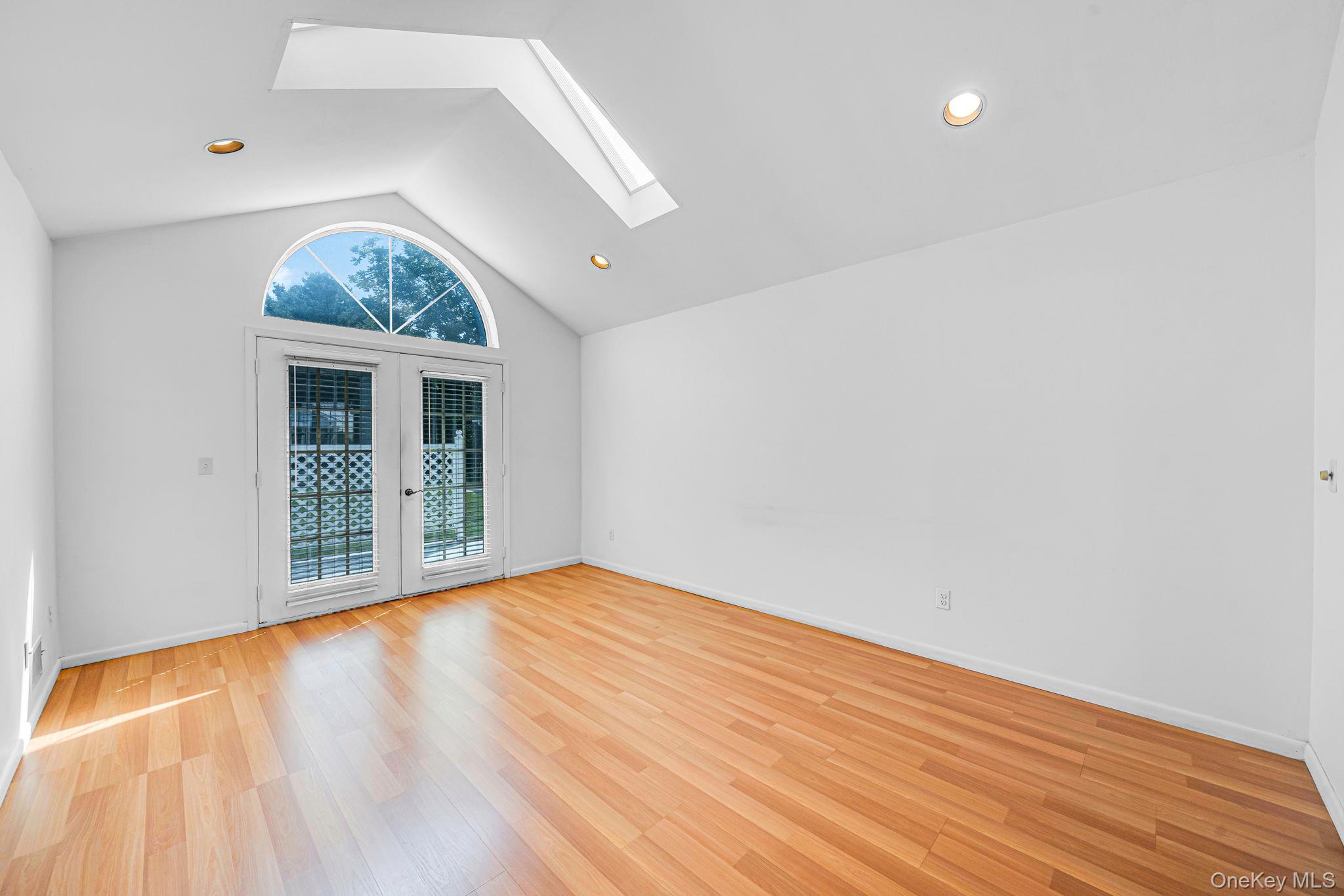 18 Kathleen Drive Property Photo 9