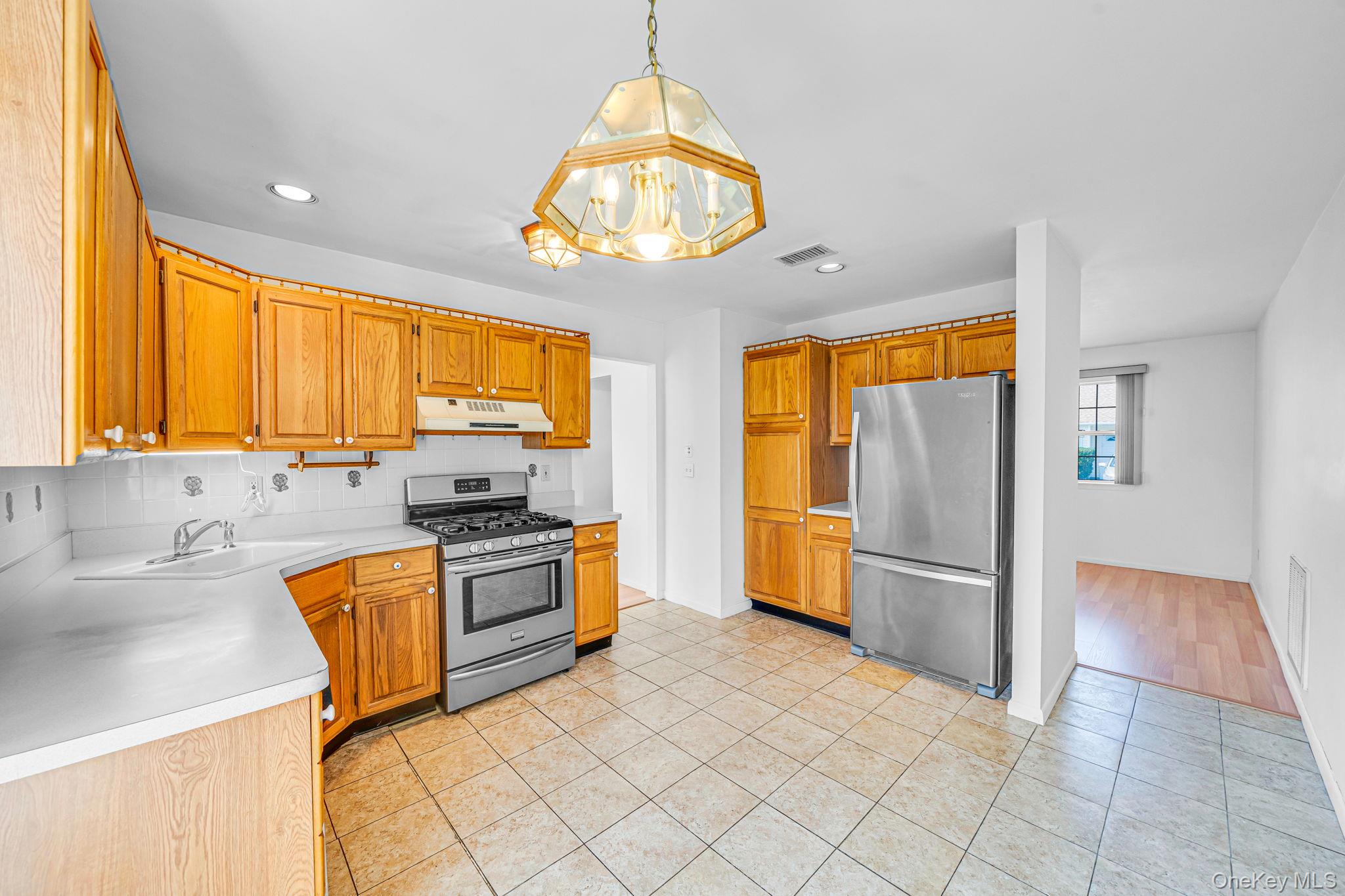 18 Kathleen Drive Property Photo 14