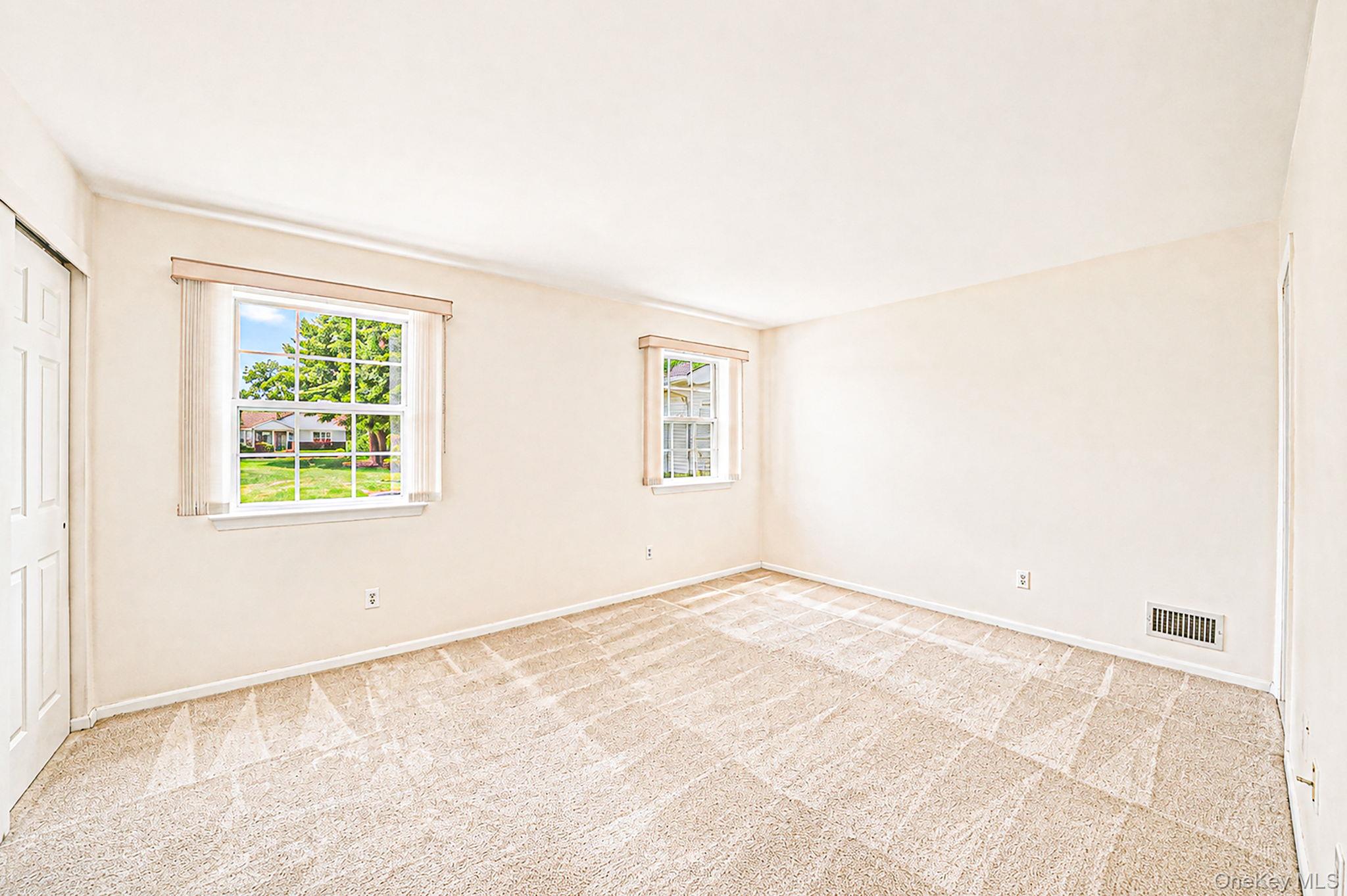 18 Kathleen Drive Property Photo 17