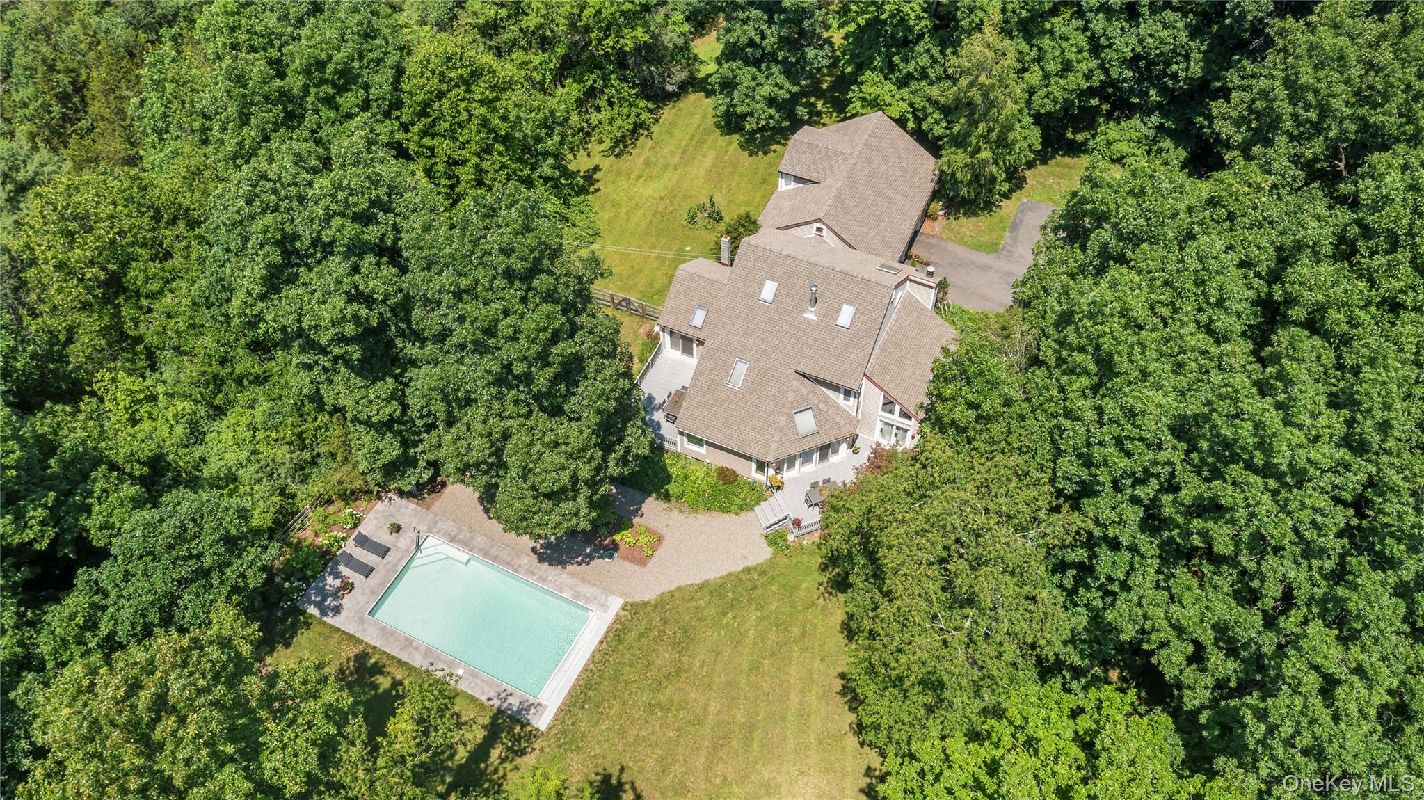 300 Old Sawmill Road Property Photo 3