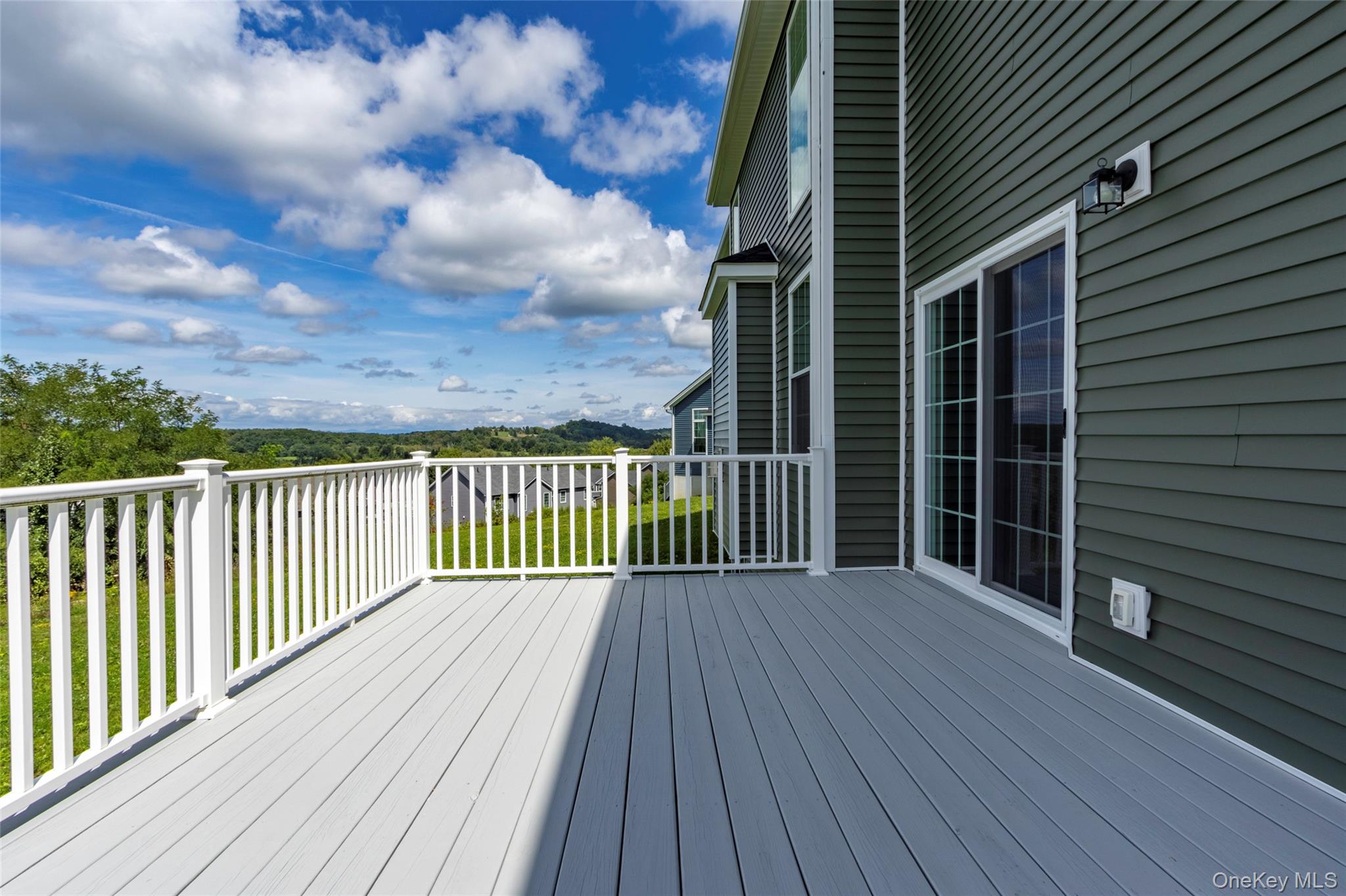 47 Dartmouth Drive Property Photo 12