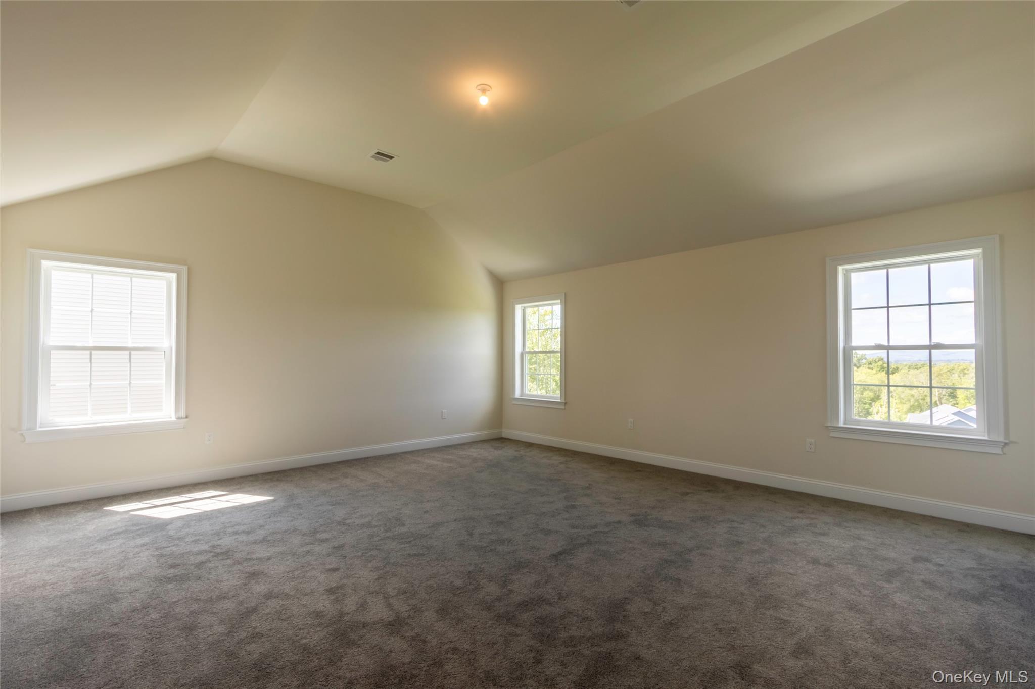 47 Dartmouth Drive Property Photo 24