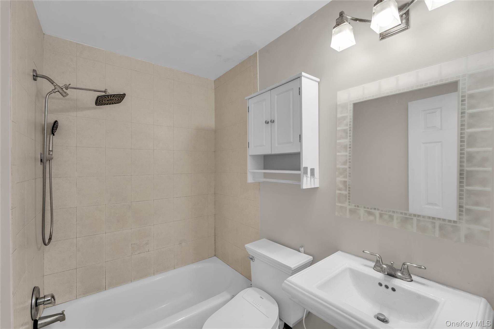 124 Northmore Drive Property Photo 10