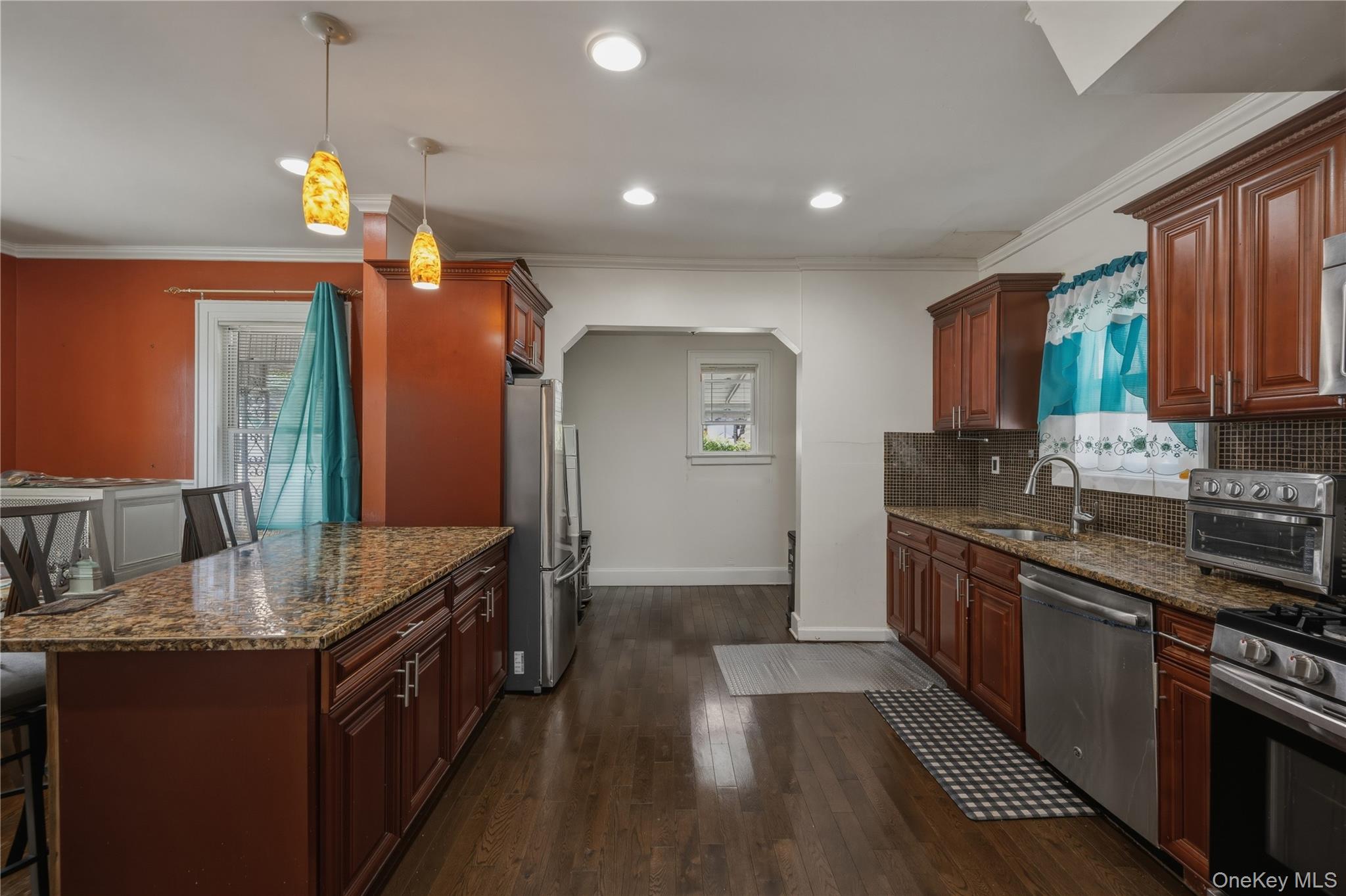 11932 195th Street Property Photo 5
