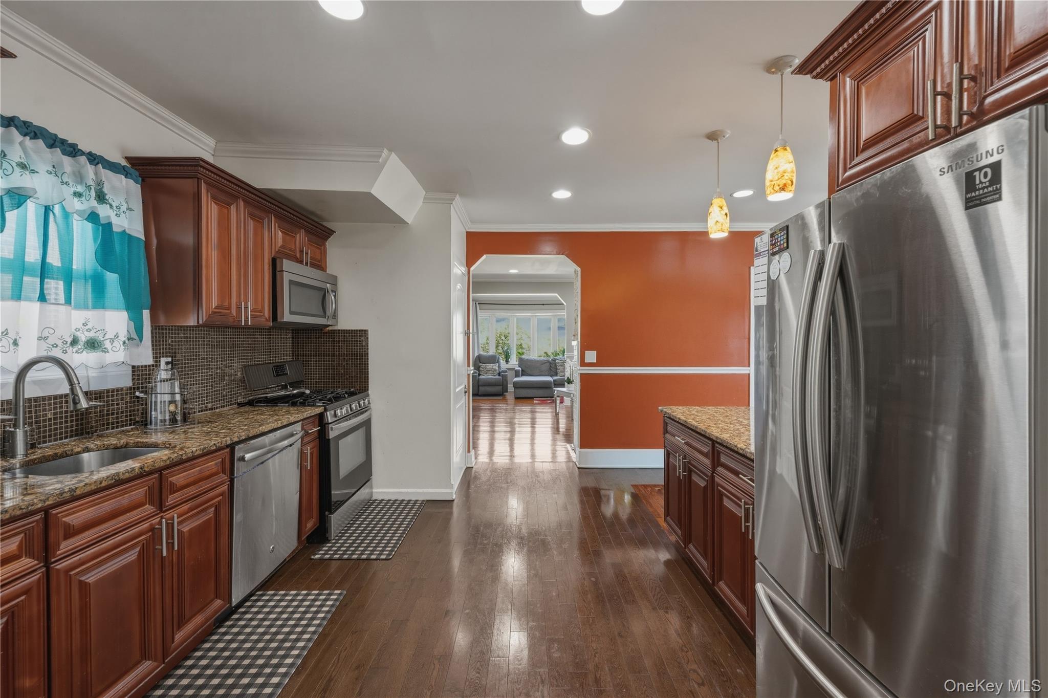 11932 195th Street Property Photo 7