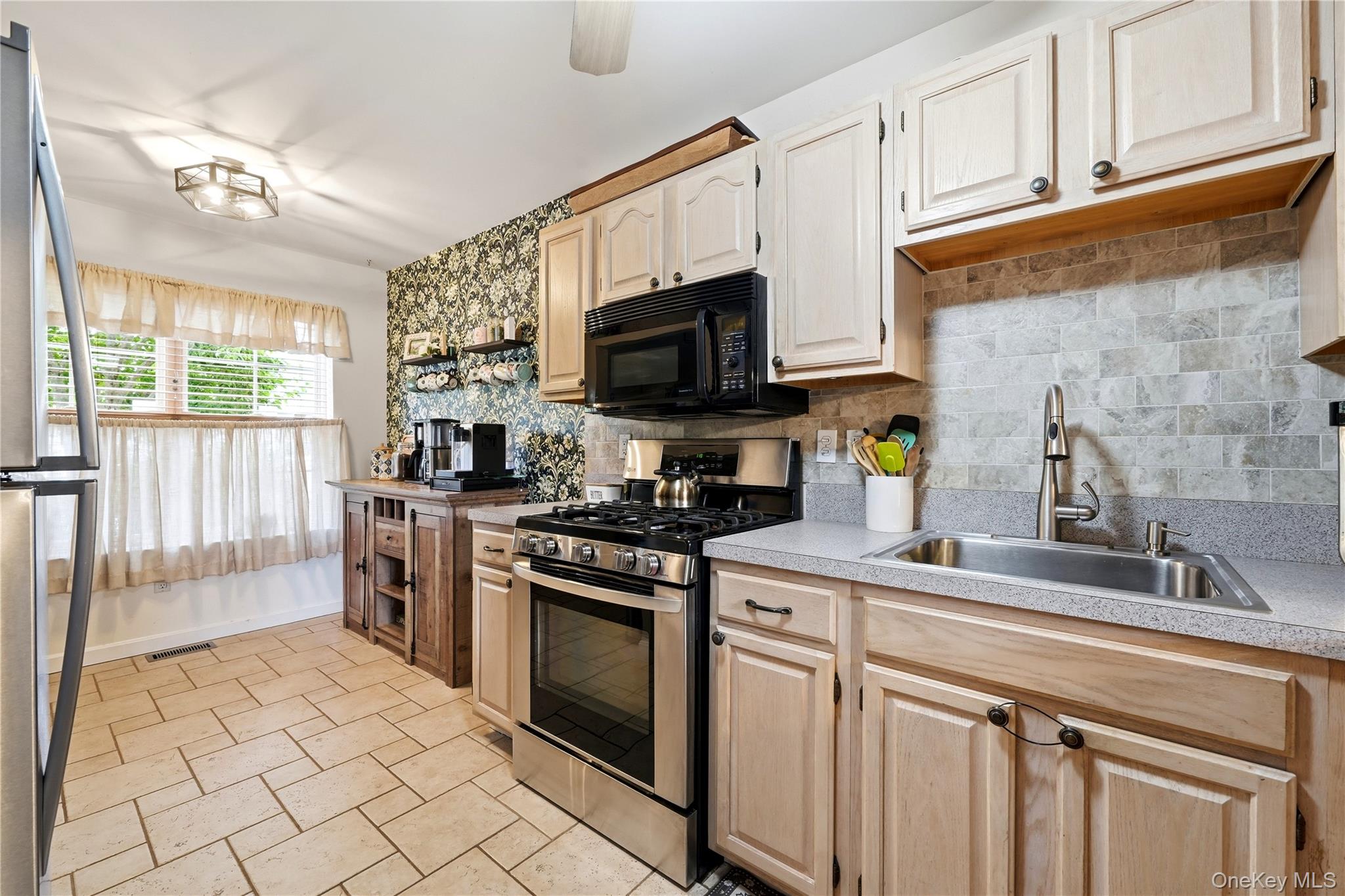 21 Broadlawn Drive Property Photo 15