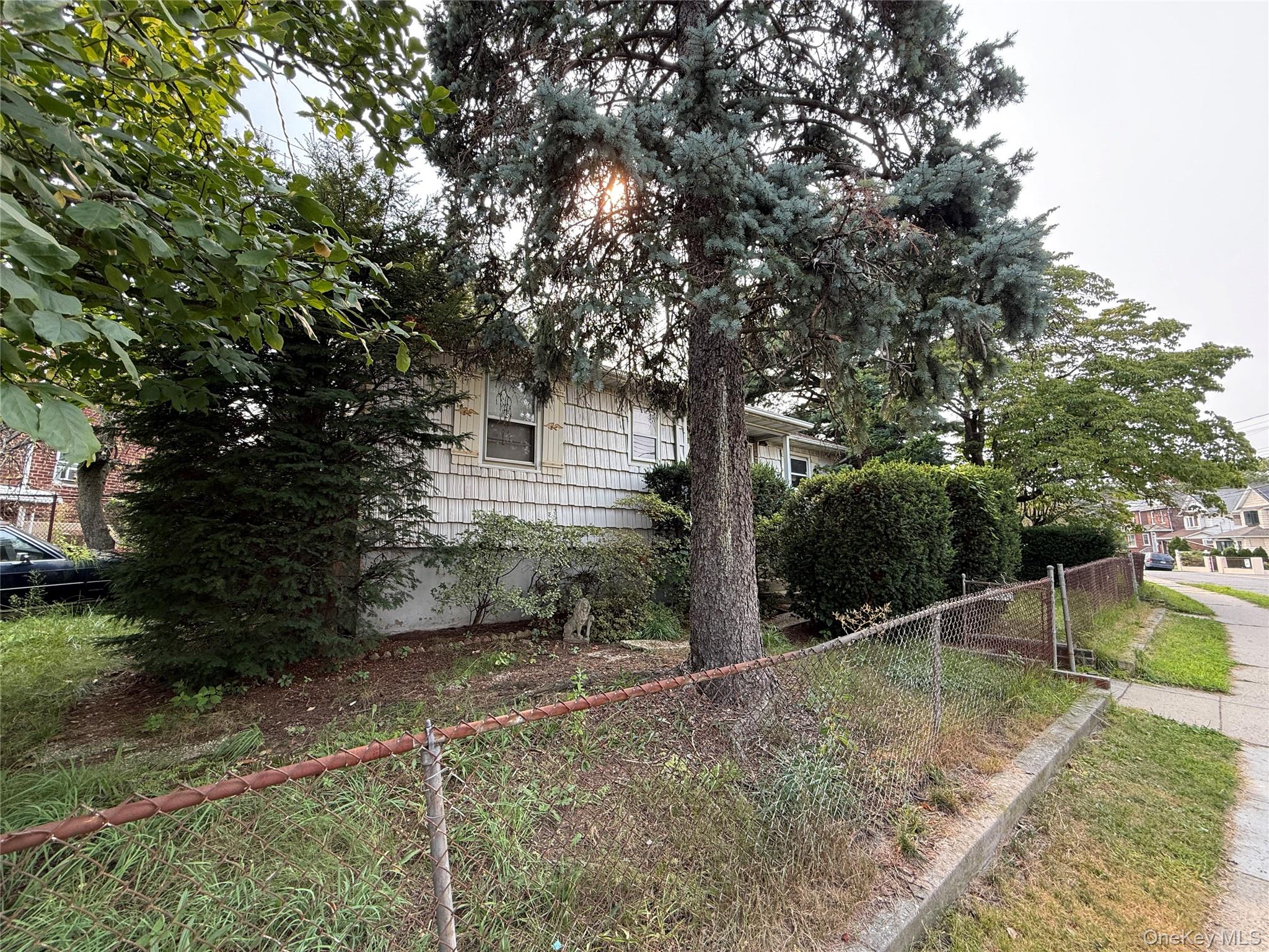 3140 Country Club Road Property Photo 3