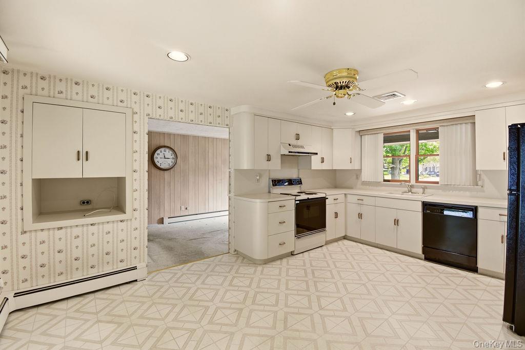 6 Budenos Drive Property Photo 4