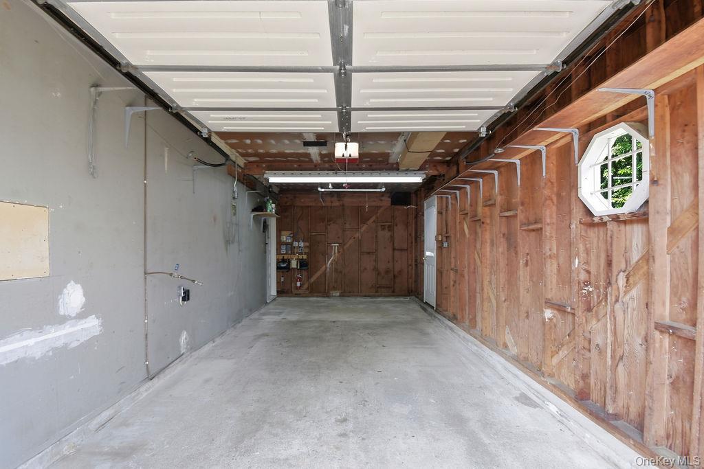 6 Budenos Drive Property Photo 21
