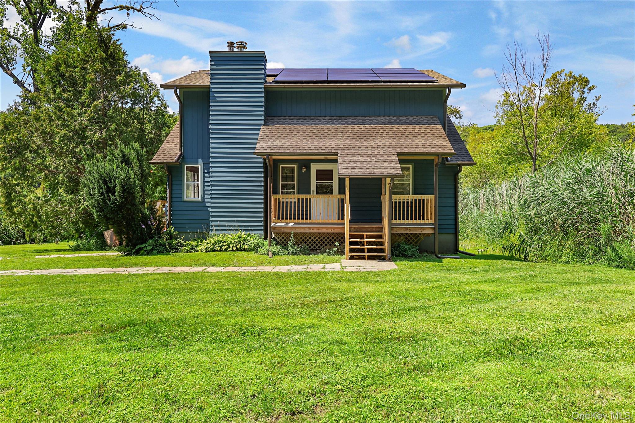 222 Bog Hollow Road Property Photo 1