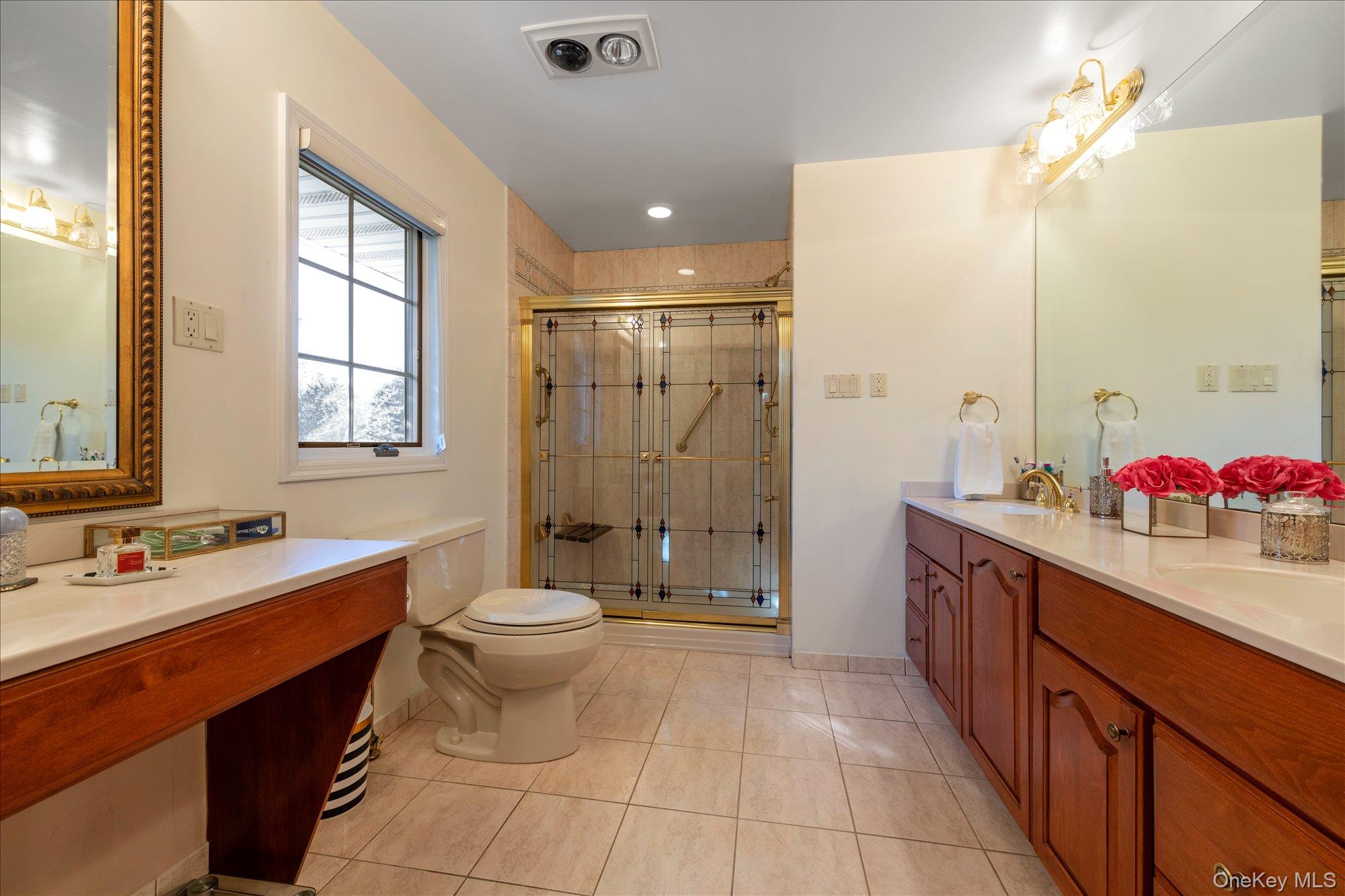 200 Hummingbird Drive Property Photo 19