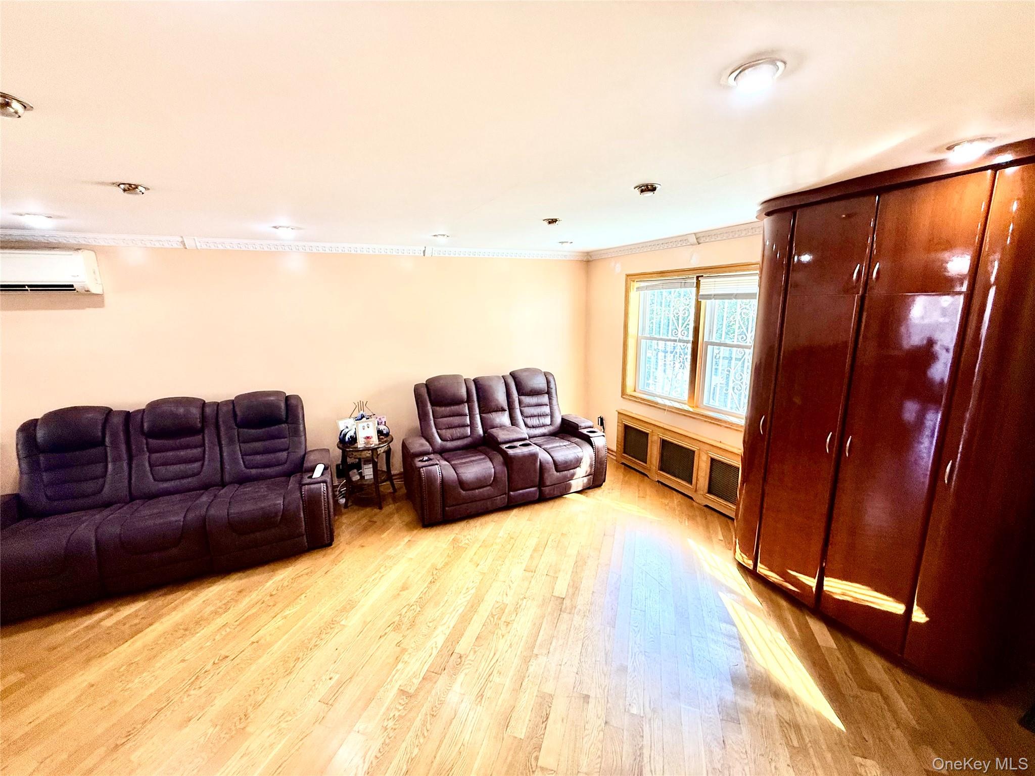 15043 77th Road Property Photo 2