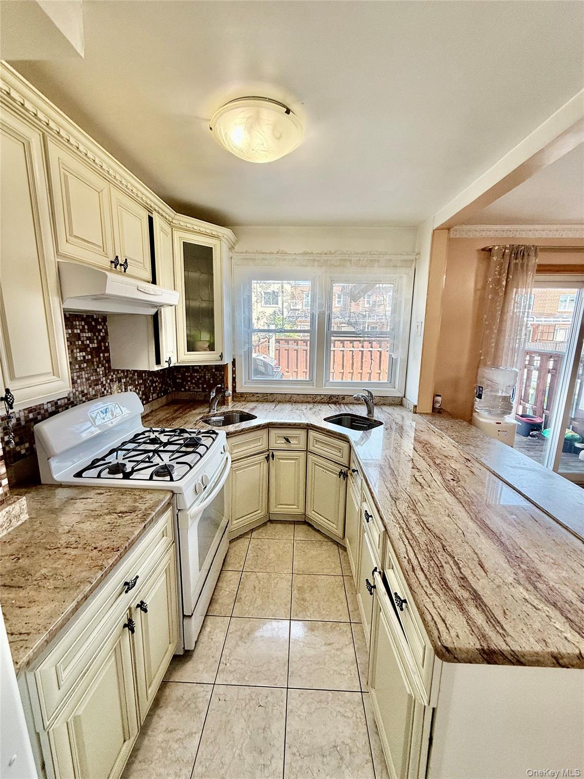15043 77th Road Property Photo 8