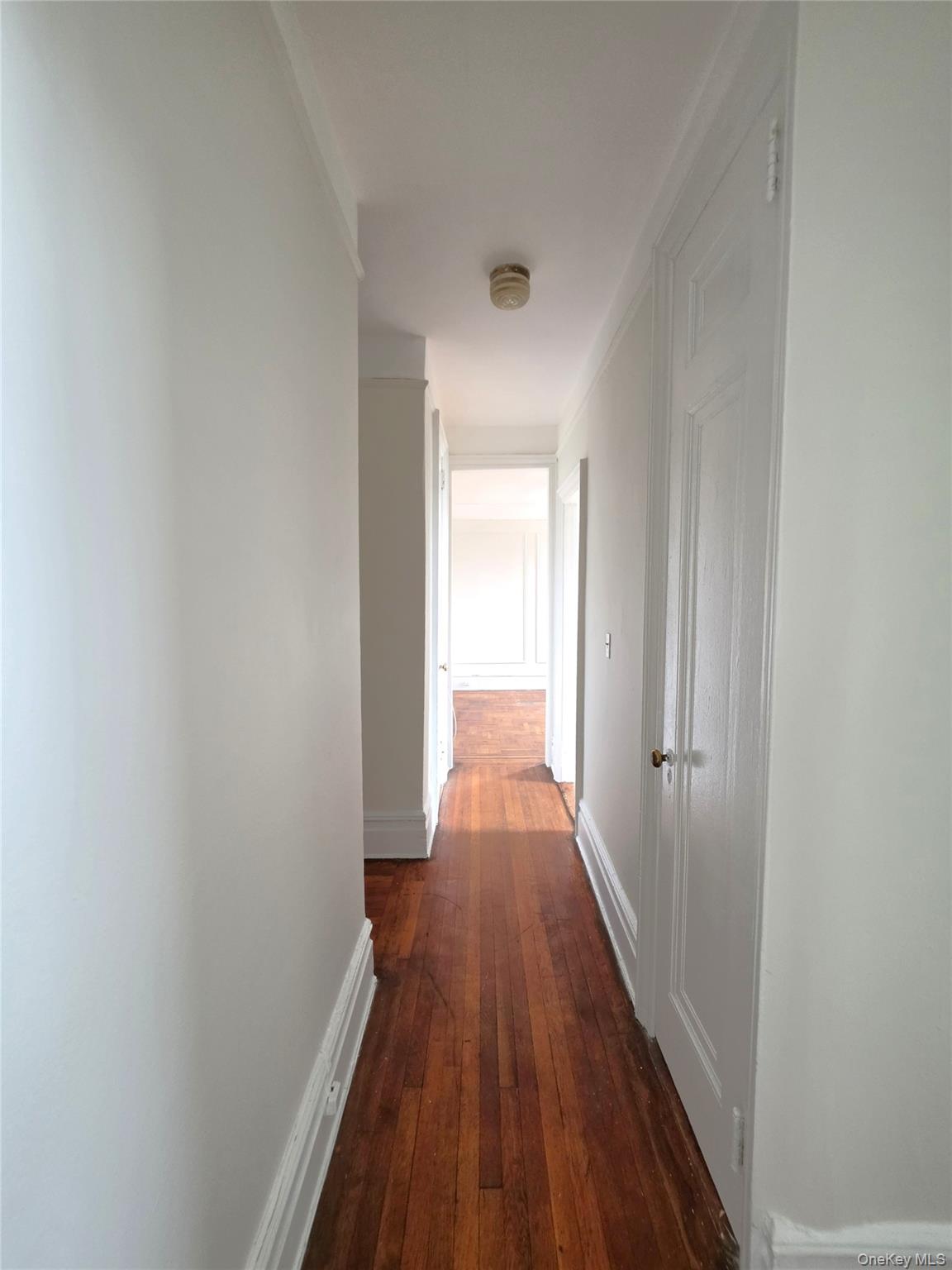 31-14 Crescent Street 7d Property Photo 24