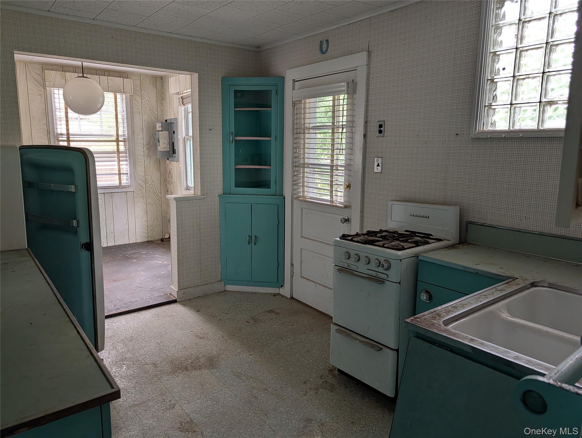 5-7 Summer Street Property Photo 29