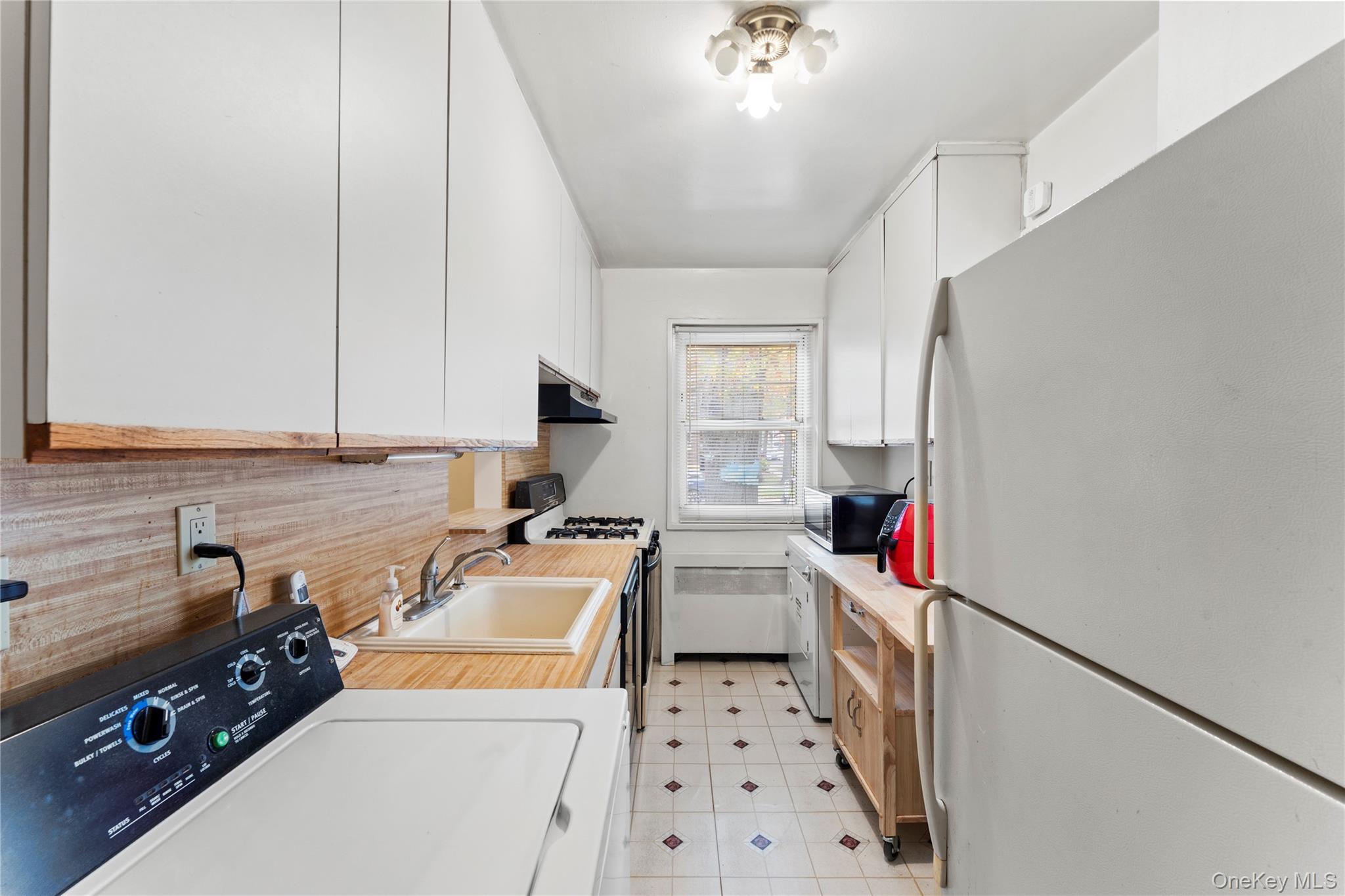 251-29 61st Avenue #719 Property Photo 1