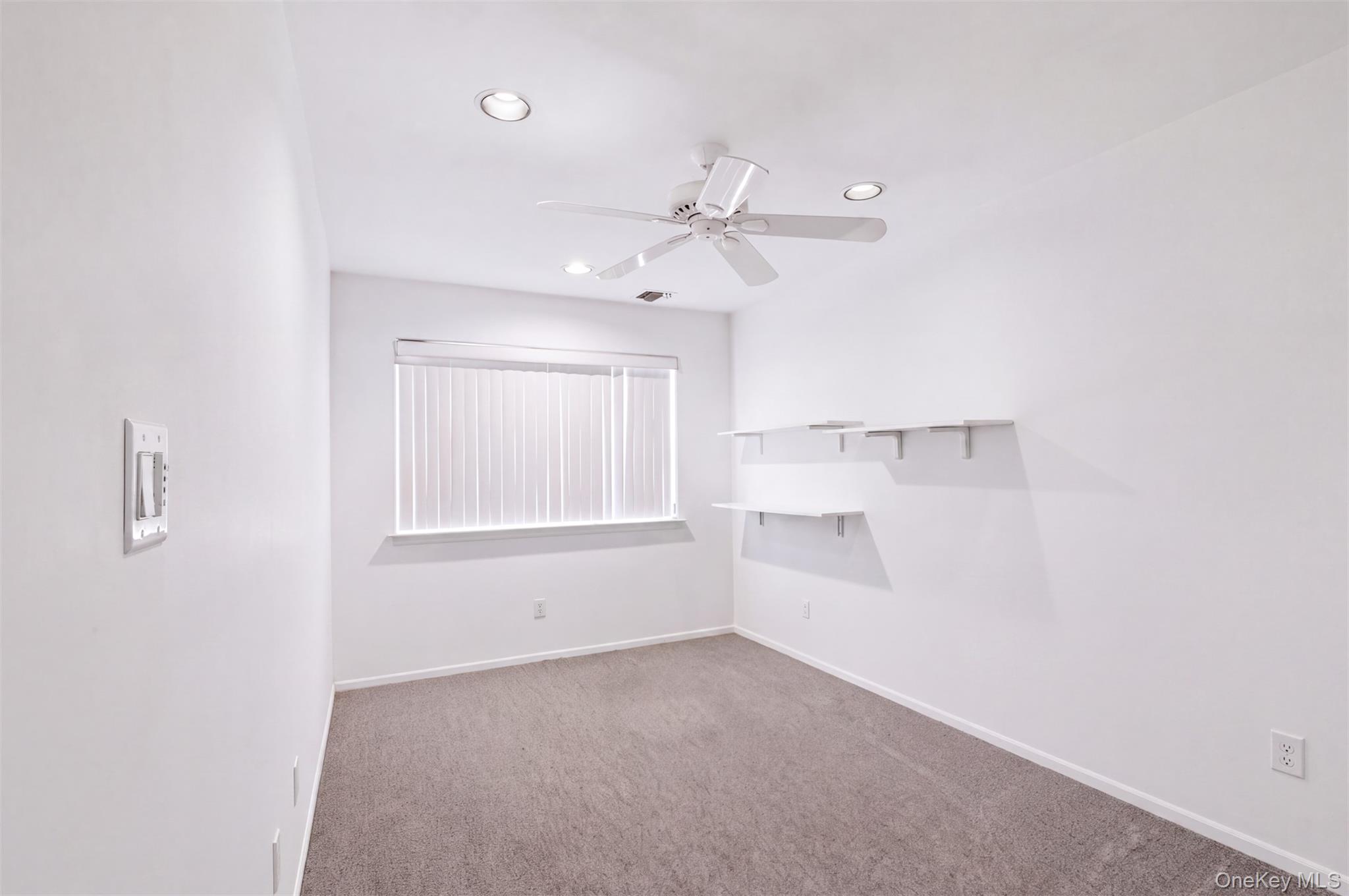 160 Windwatch Drive Property Photo 15