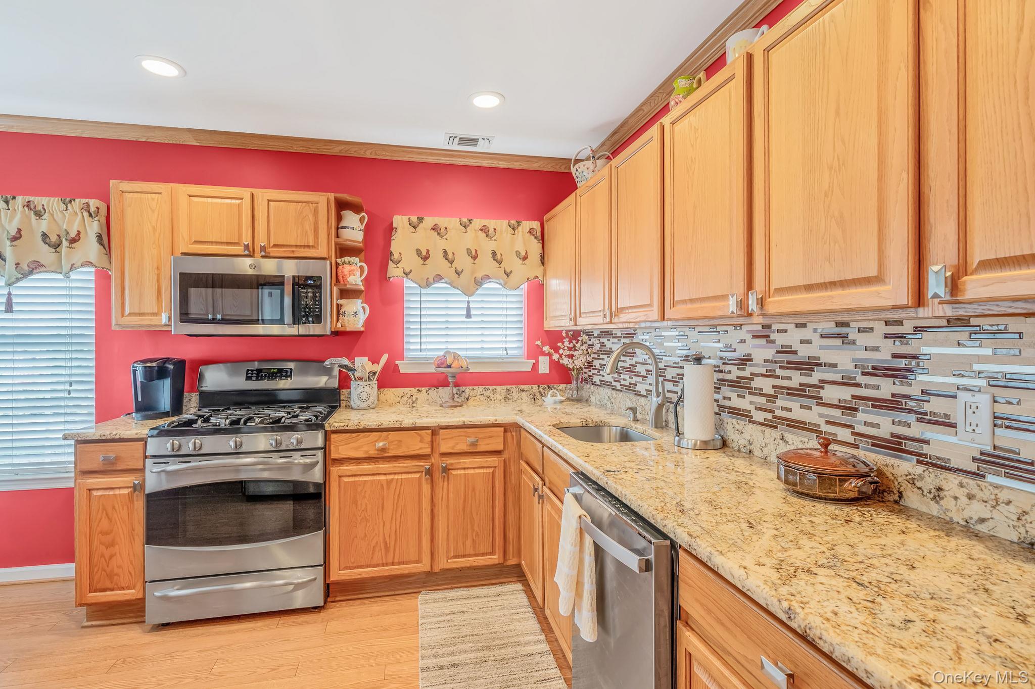 63 Madison Circle Property Photo 6