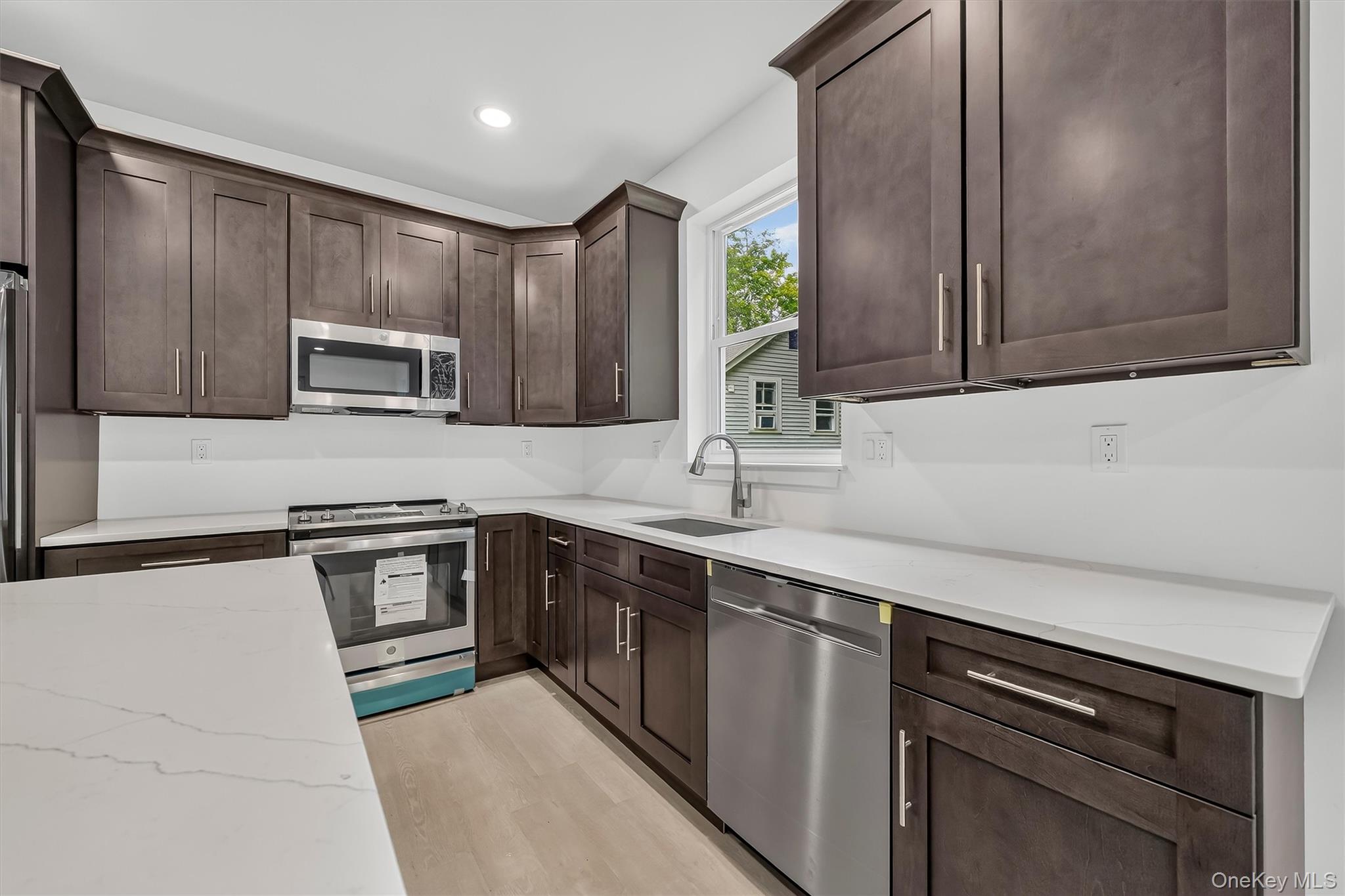 1 Hulse Street Property Photo 17