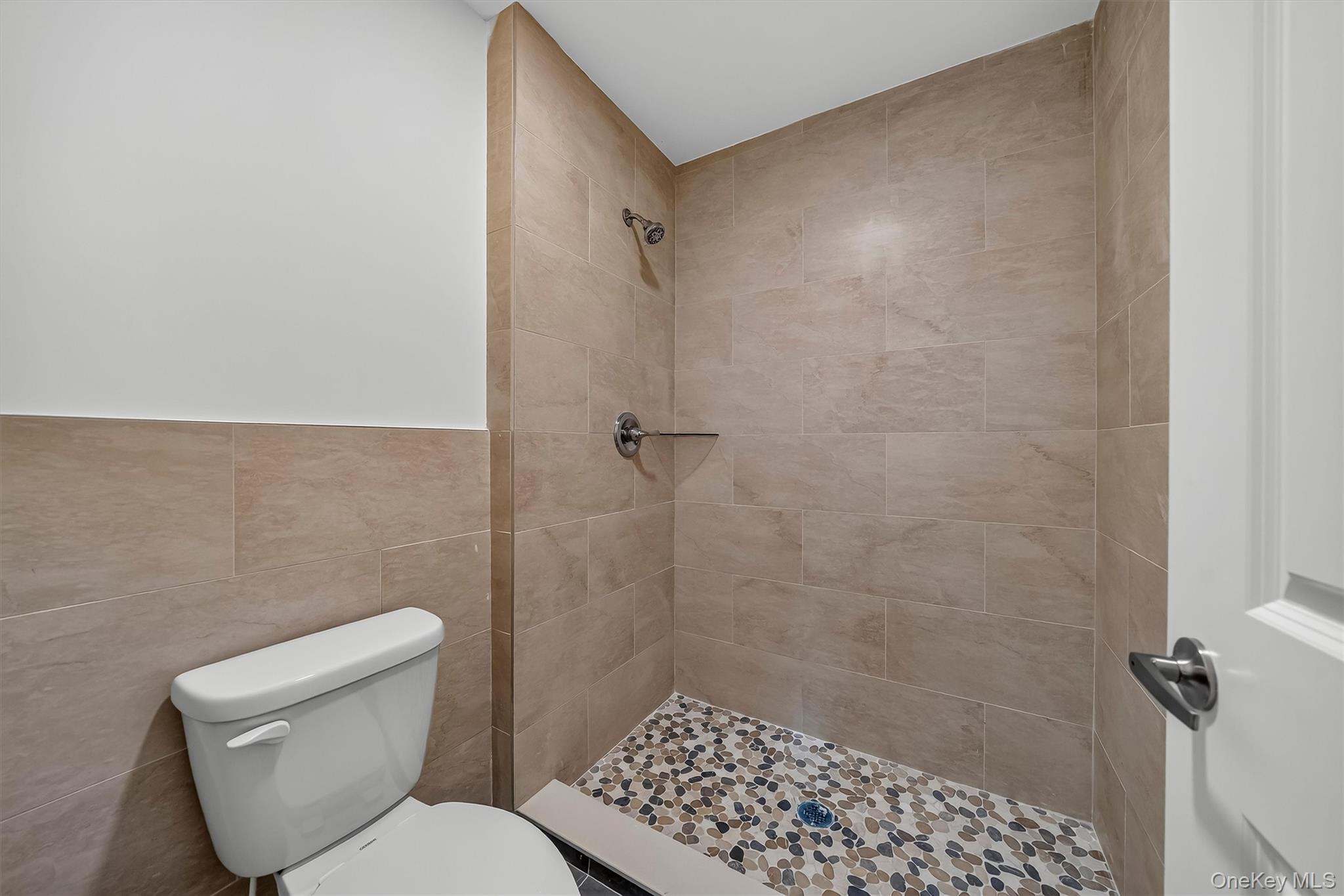 1 Hulse Street Property Photo 33