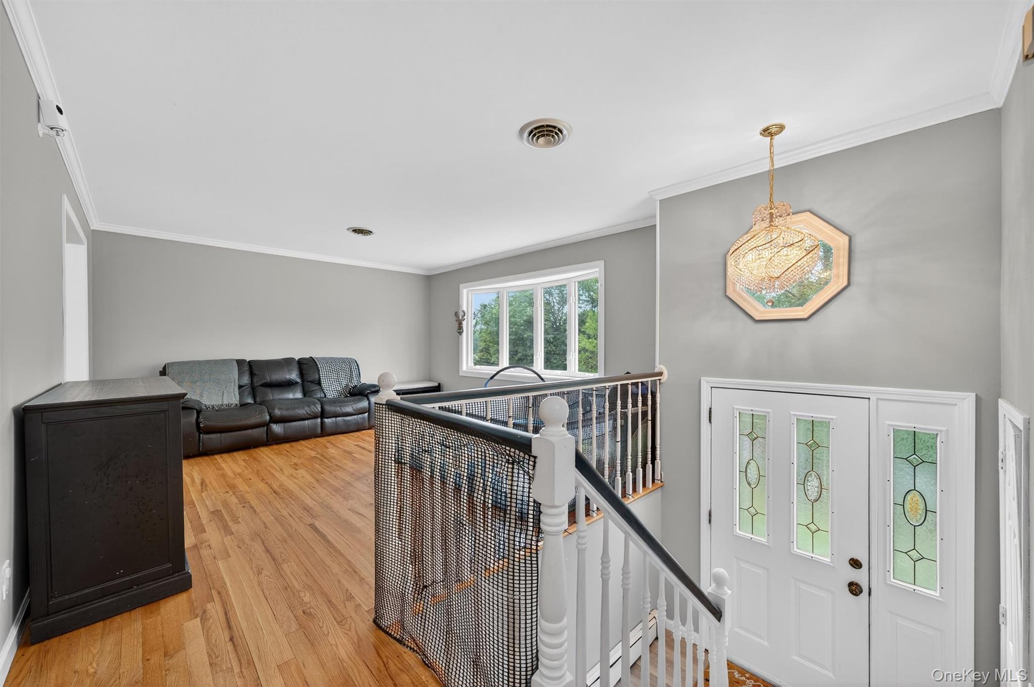 100 Birchwood Drive Property Photo 4