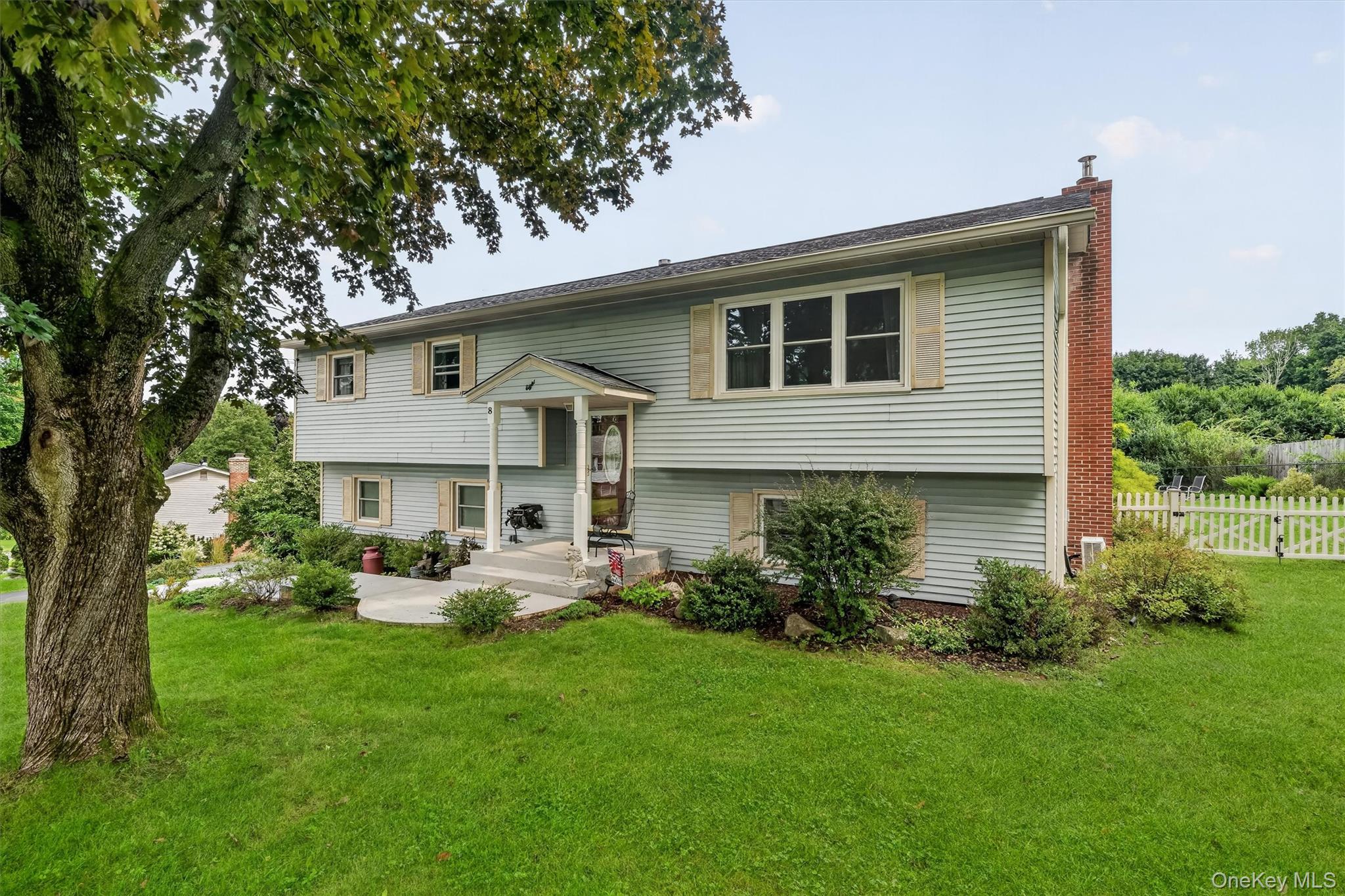 8 Comfort Road Property Photo 3