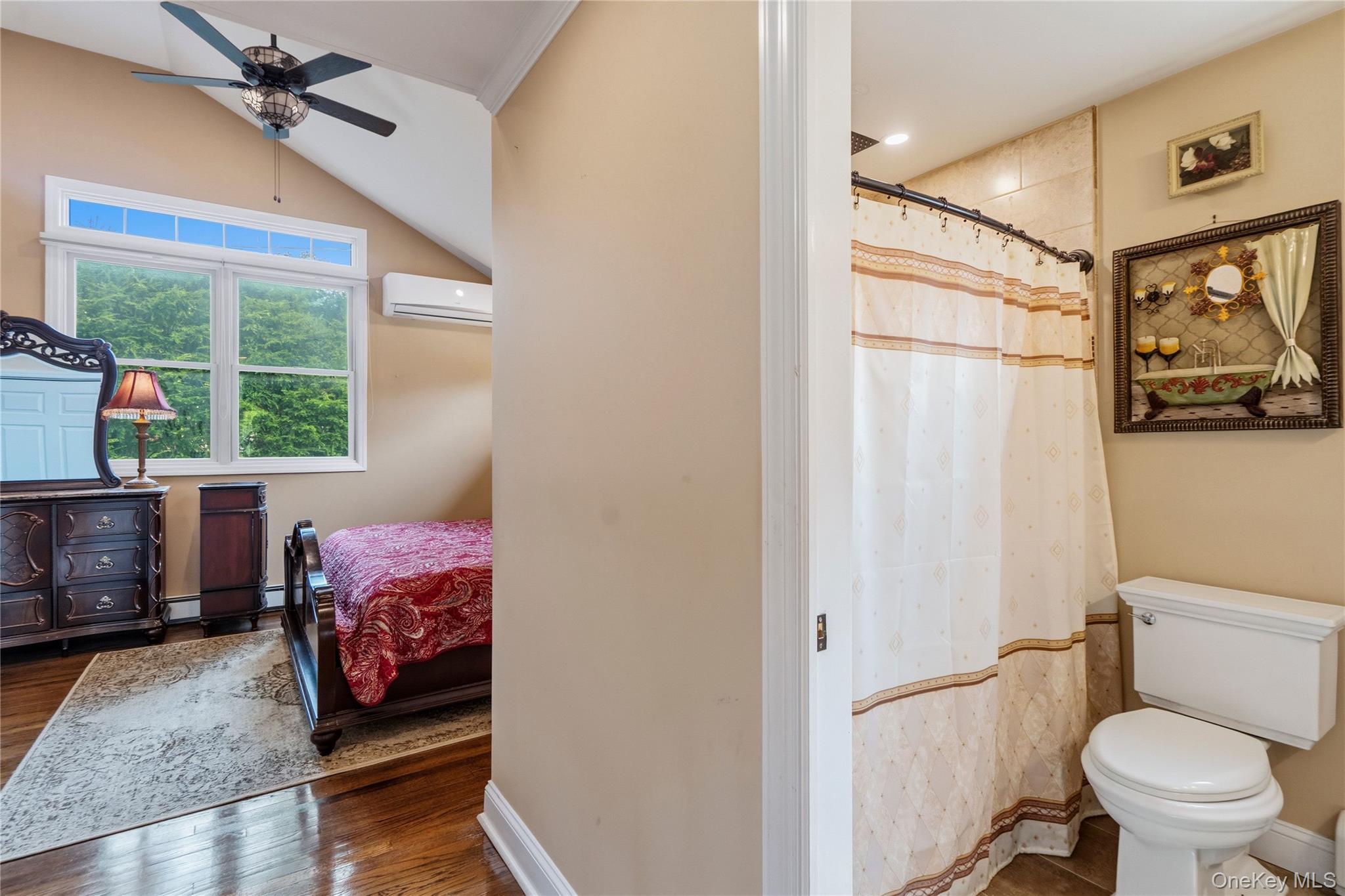992 Woodcliff Drive Property Photo 22
