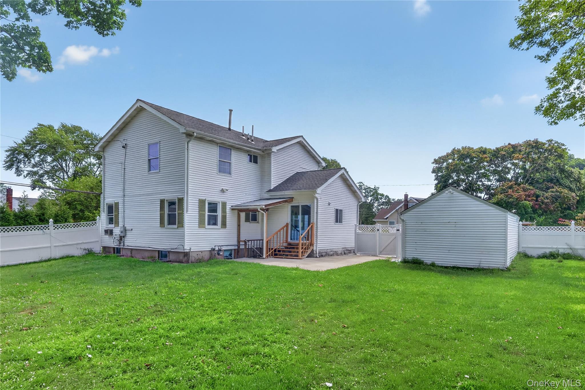 72 Peckham Avenue Property Photo 15