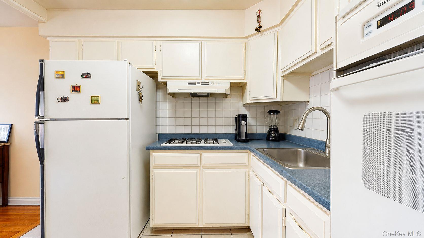 30-34 71st Street Property Photo 6