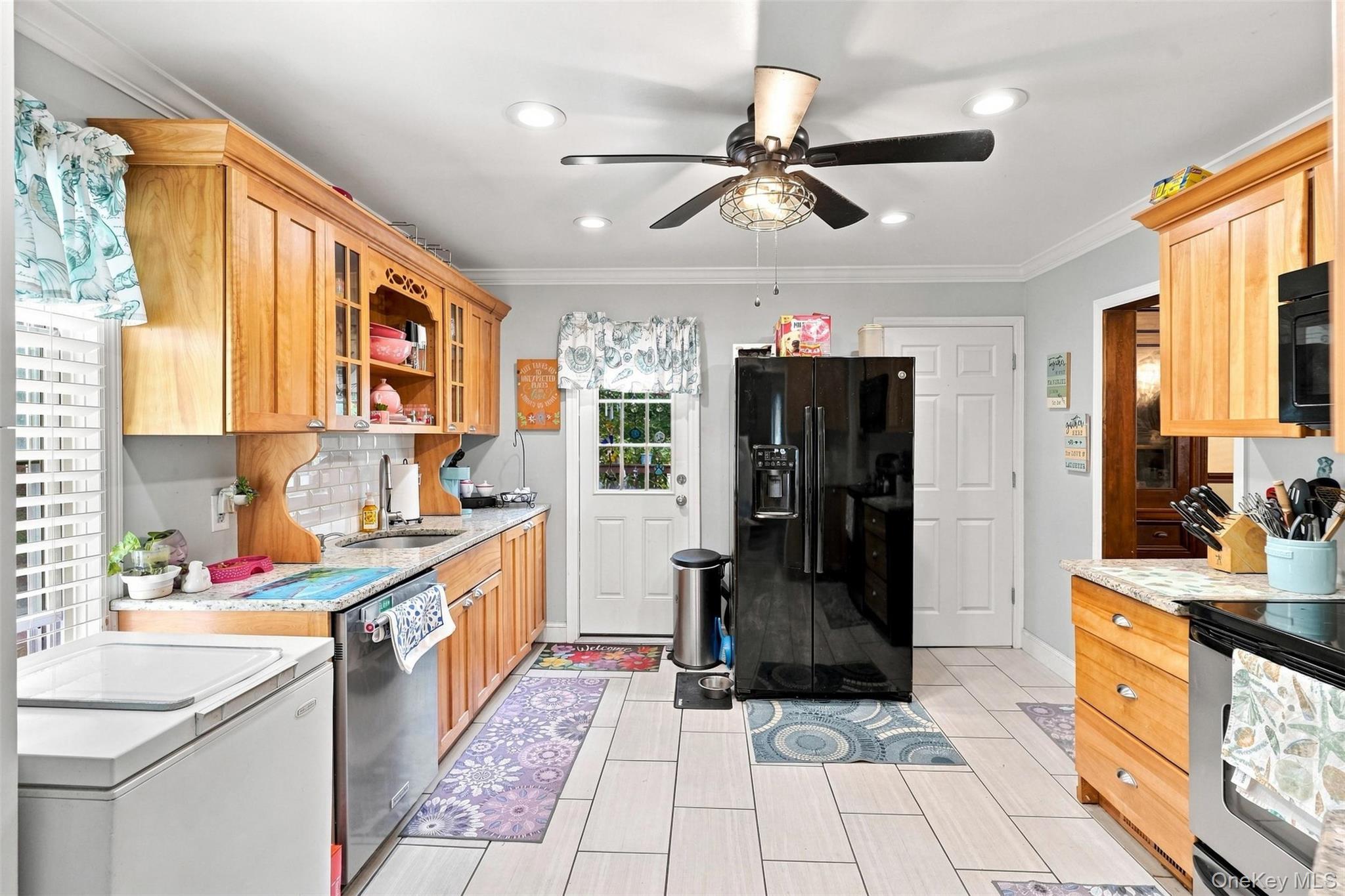 49 Gladstone Avenue Property Photo 13