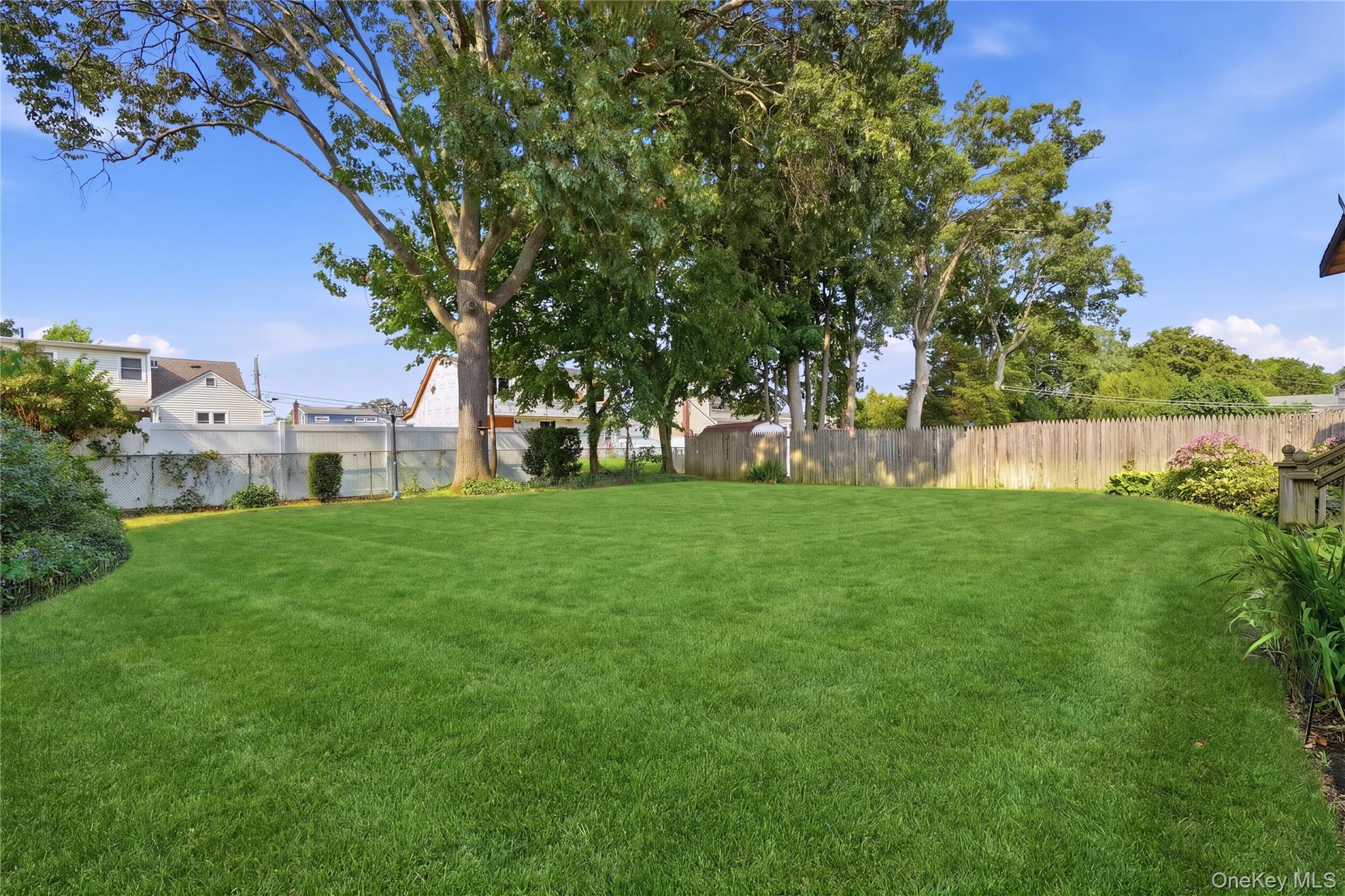 391 Oakwood Avenue Property Photo 43