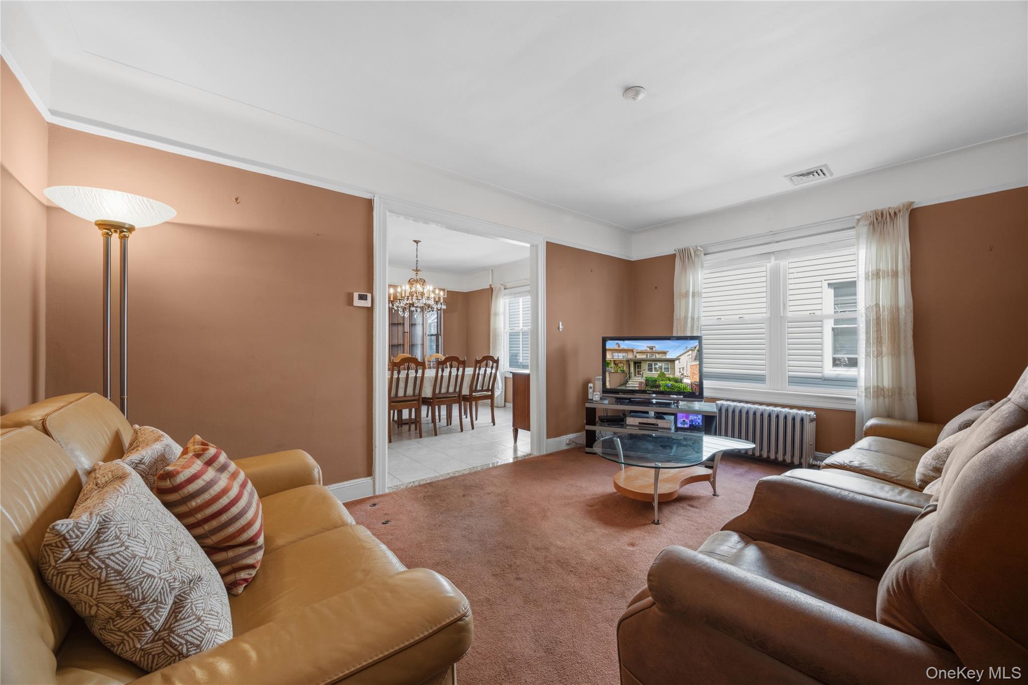 1659 Lurting Avenue Property Photo 4