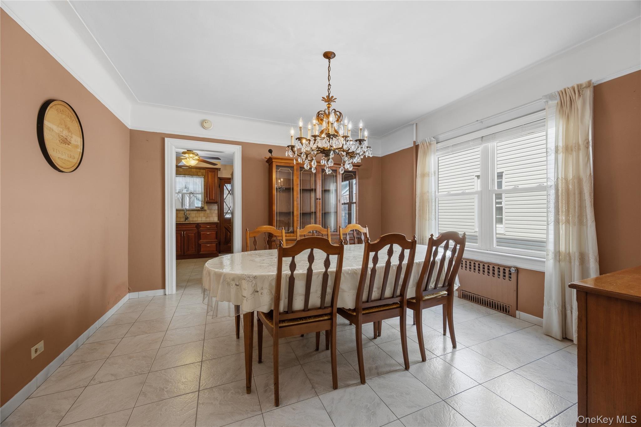 1659 Lurting Avenue Property Photo 8