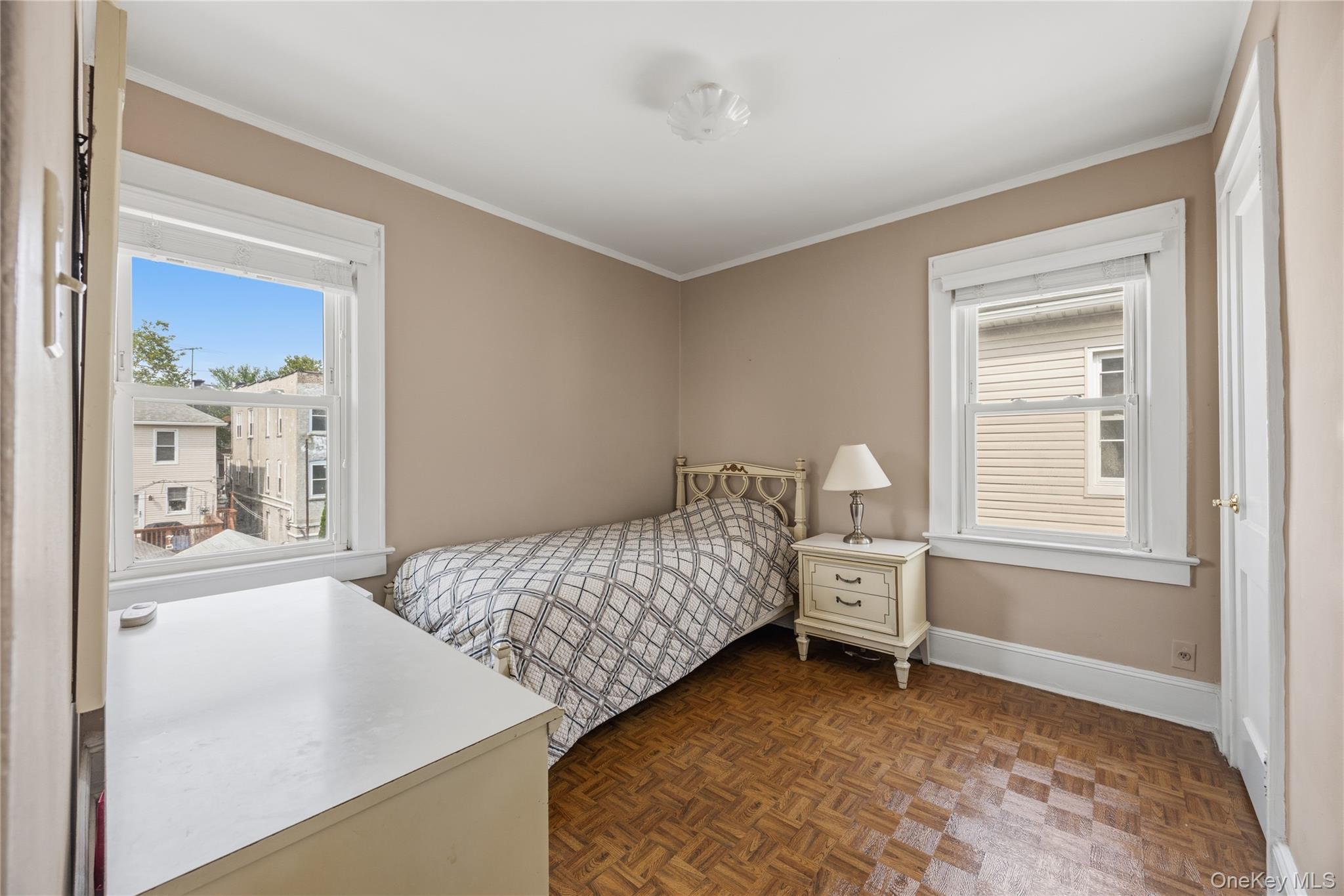 1659 Lurting Avenue Property Photo 18