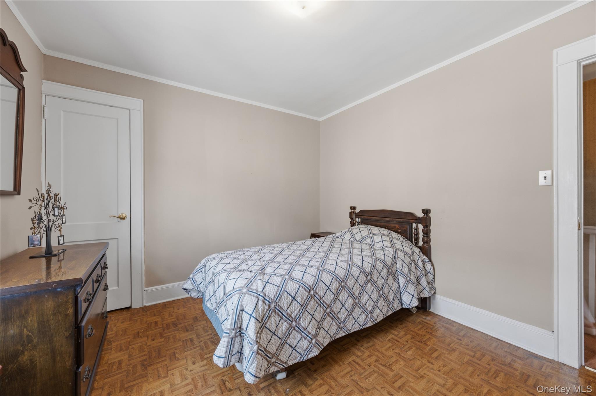 1659 Lurting Avenue Property Photo 21