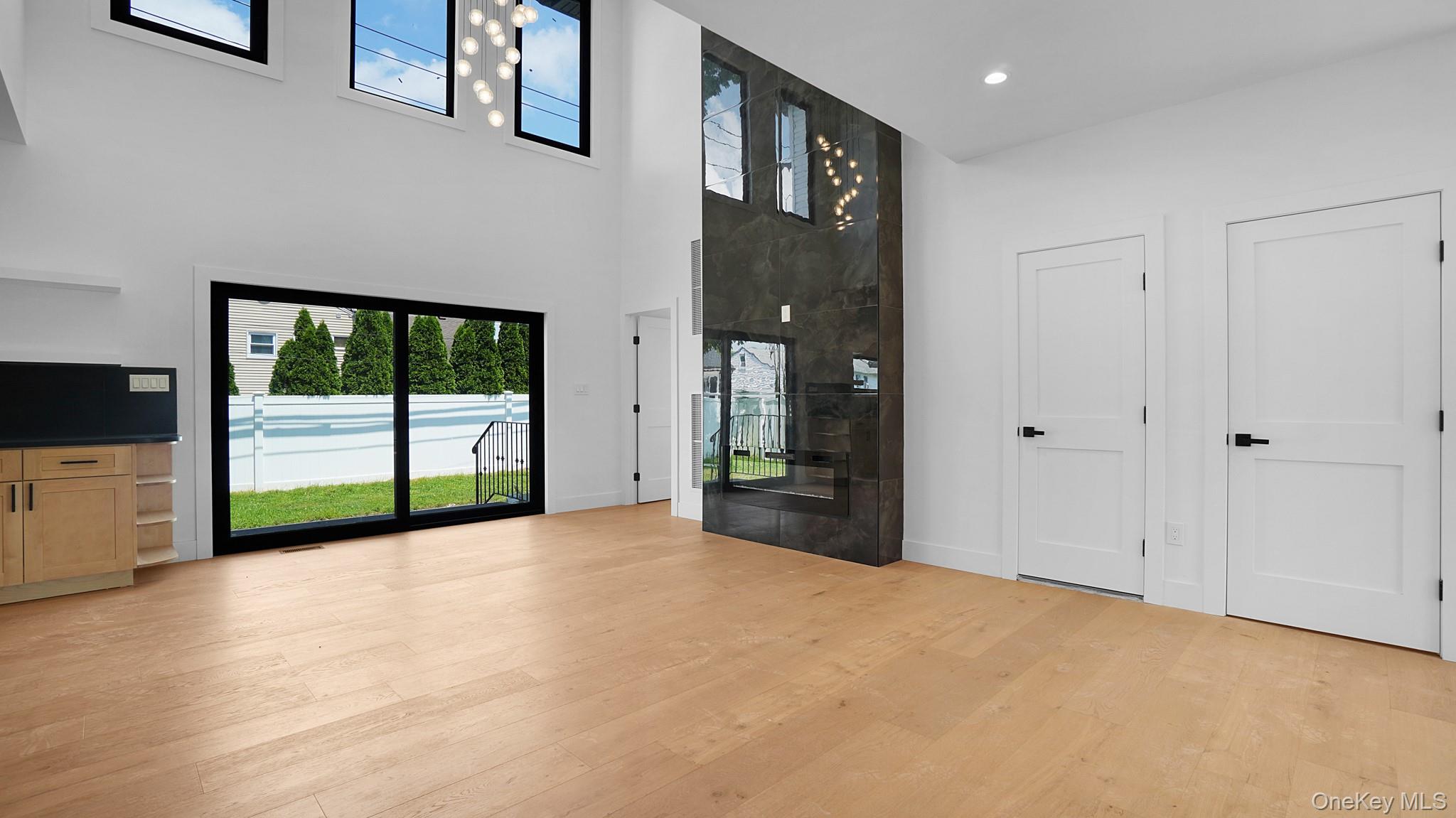 25 Red Maple Drive Property Photo 6