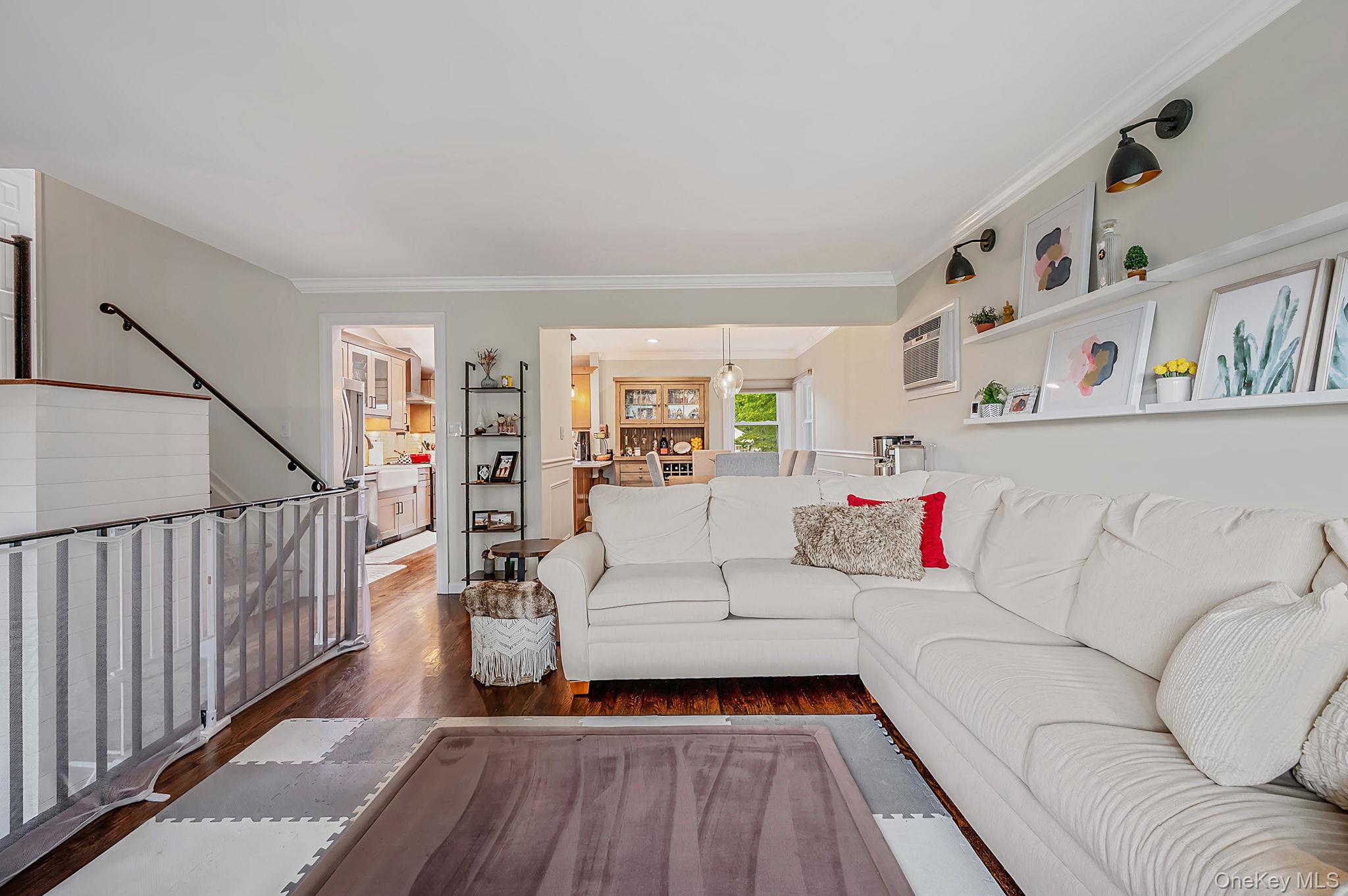 25 Dudley Lane Property Photo 14