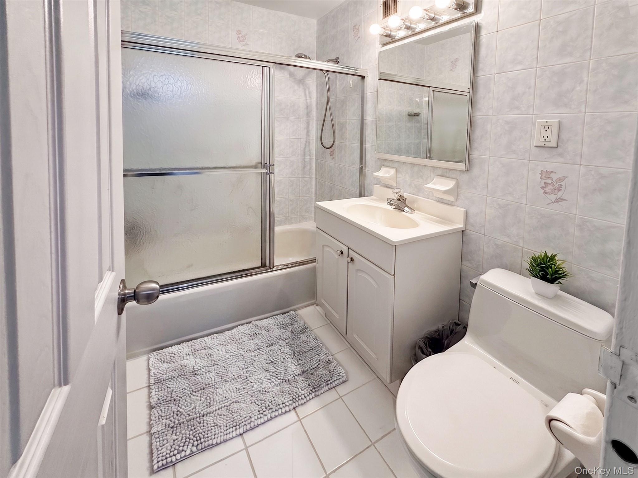 115 Dehaven Drive 205 Property Photo 6